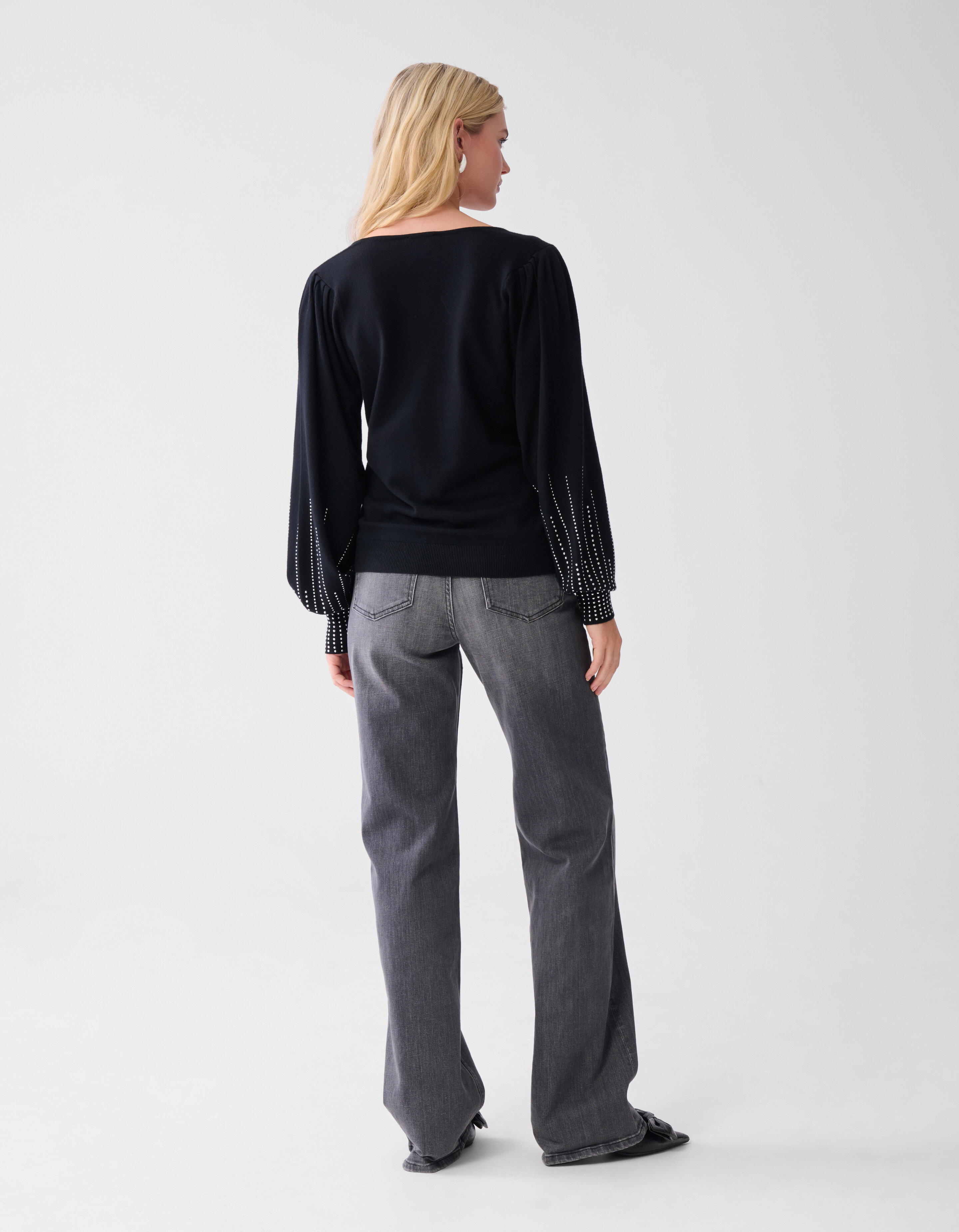 Gestrickter Pullover mit V-Ausschnitt und Nieten S SHOEBY WOMEN