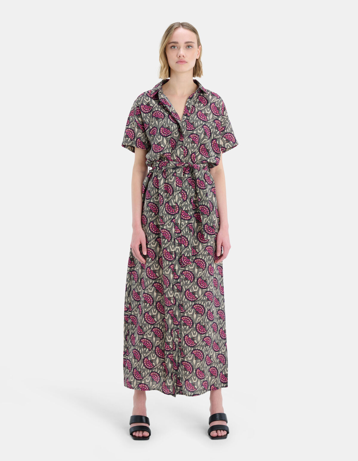 Sand Kleid EKSEPT