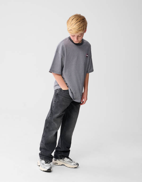 Stripe Artwork T-Shirt Schwarz/Wei&szlig; SHOEBY BOYS