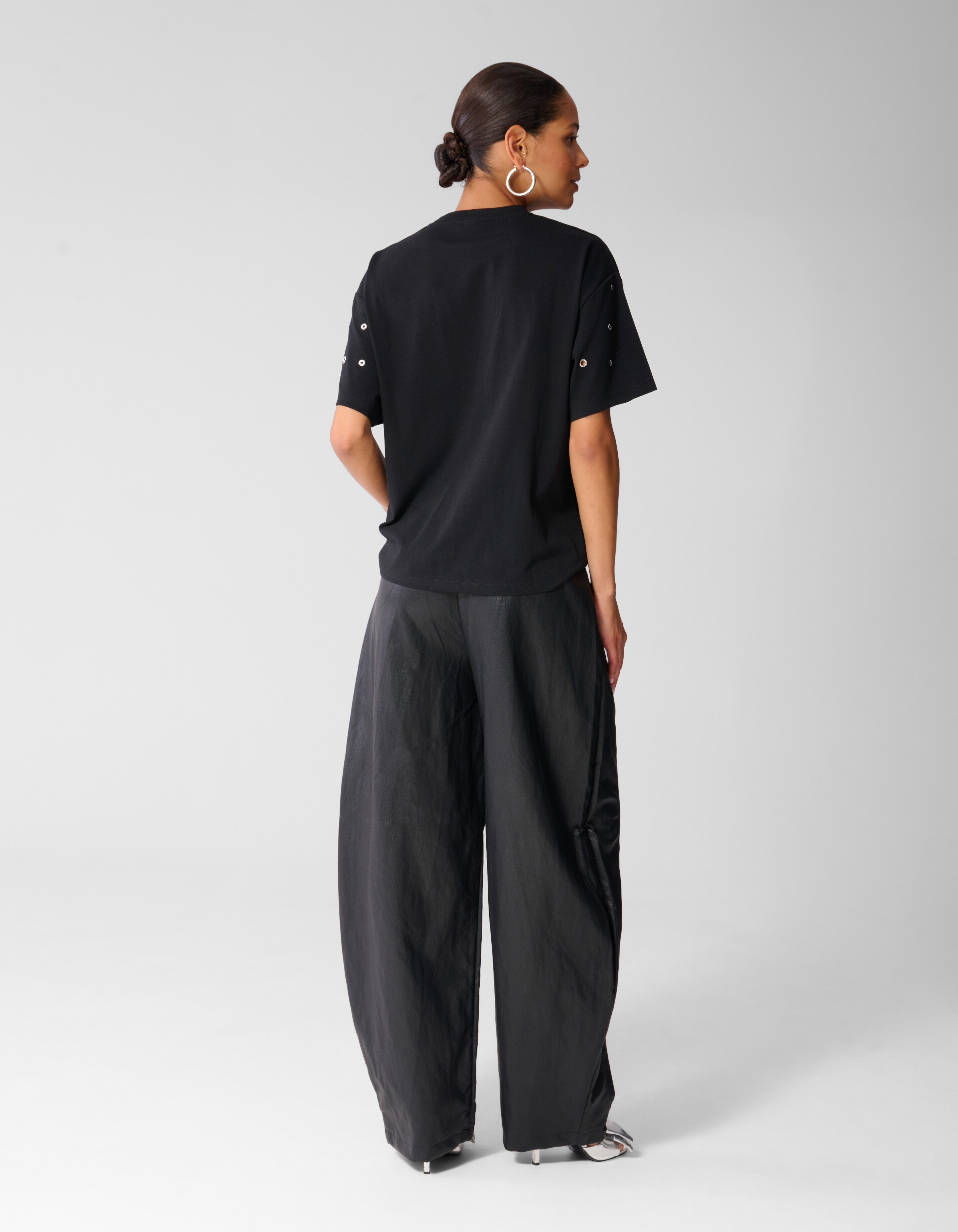Schwarzes Lochstickerei-T-Shirt SHOEBY WOMEN