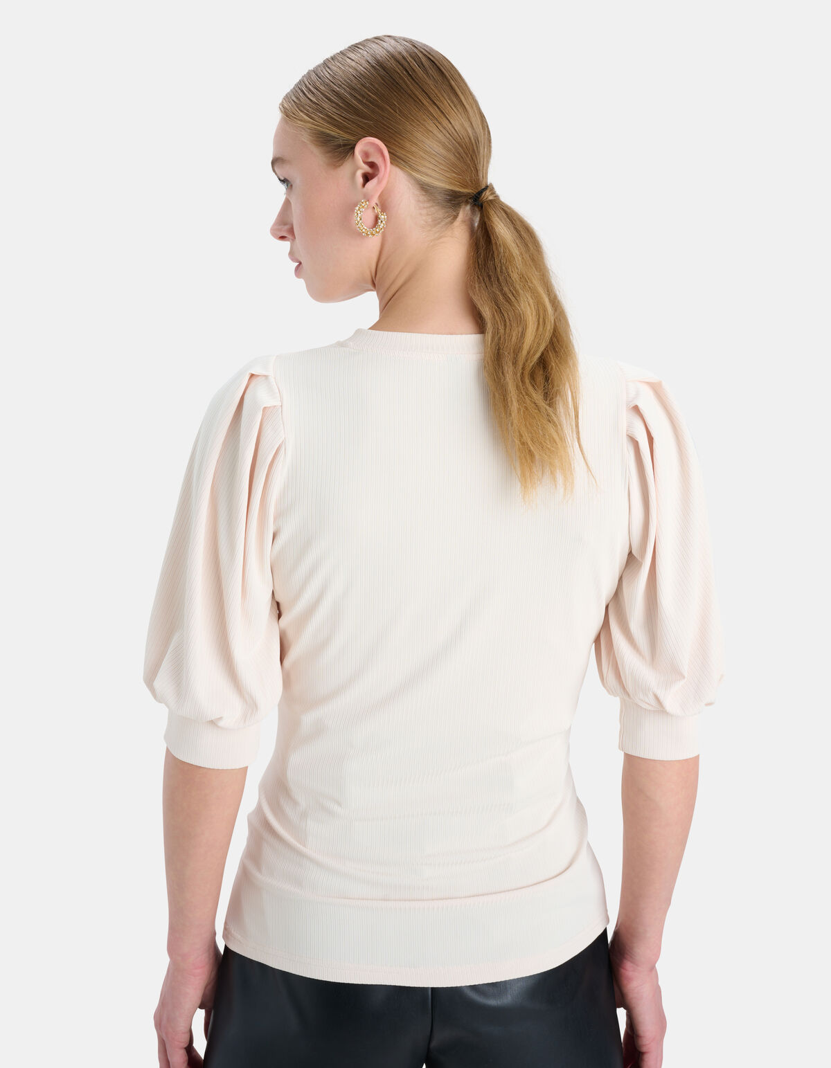Rib Jersey V Ausschnitt T-Shirt EKSEPT