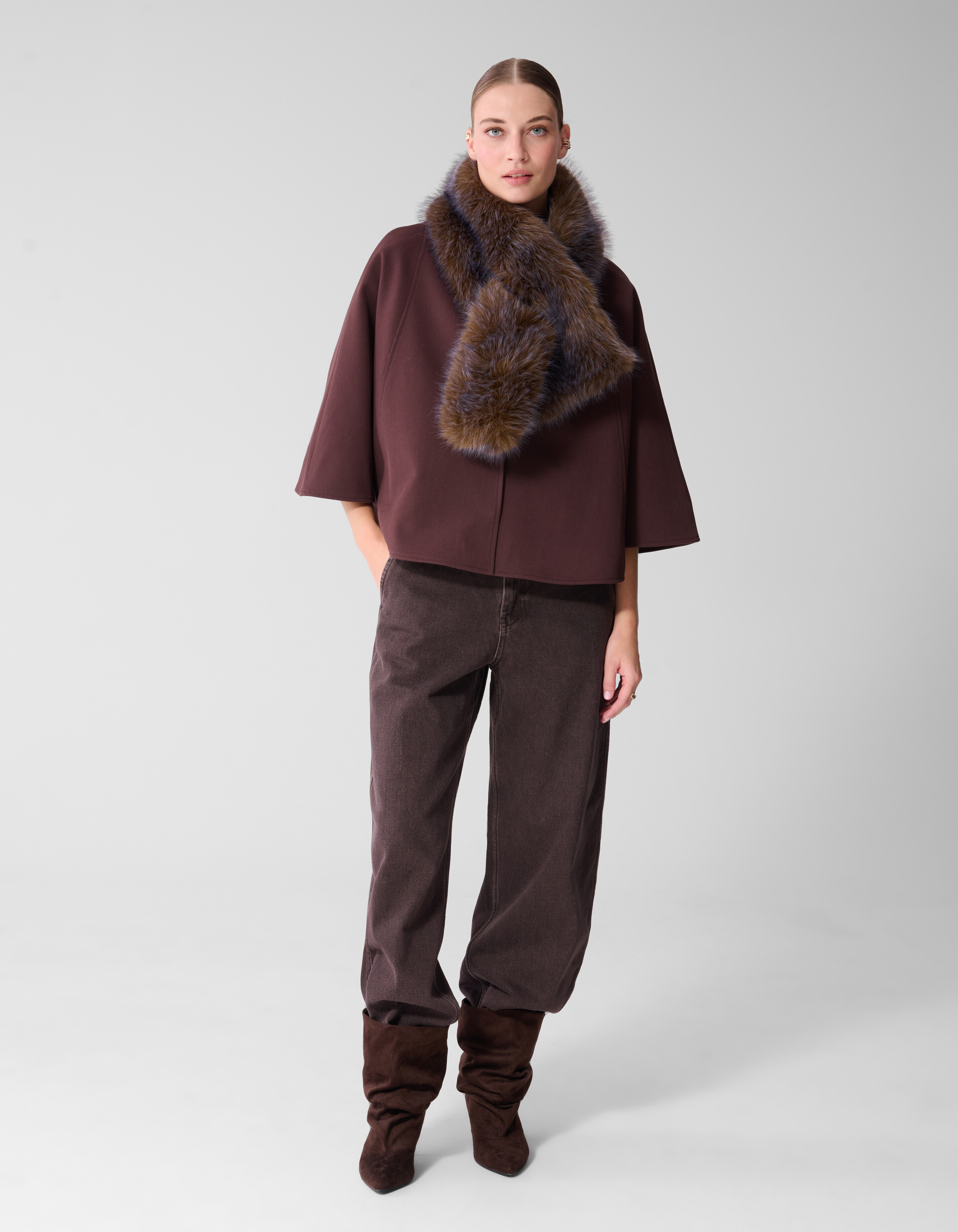 Gewebte Cape Dunkelrot By Mieke SHOEBY WOMEN