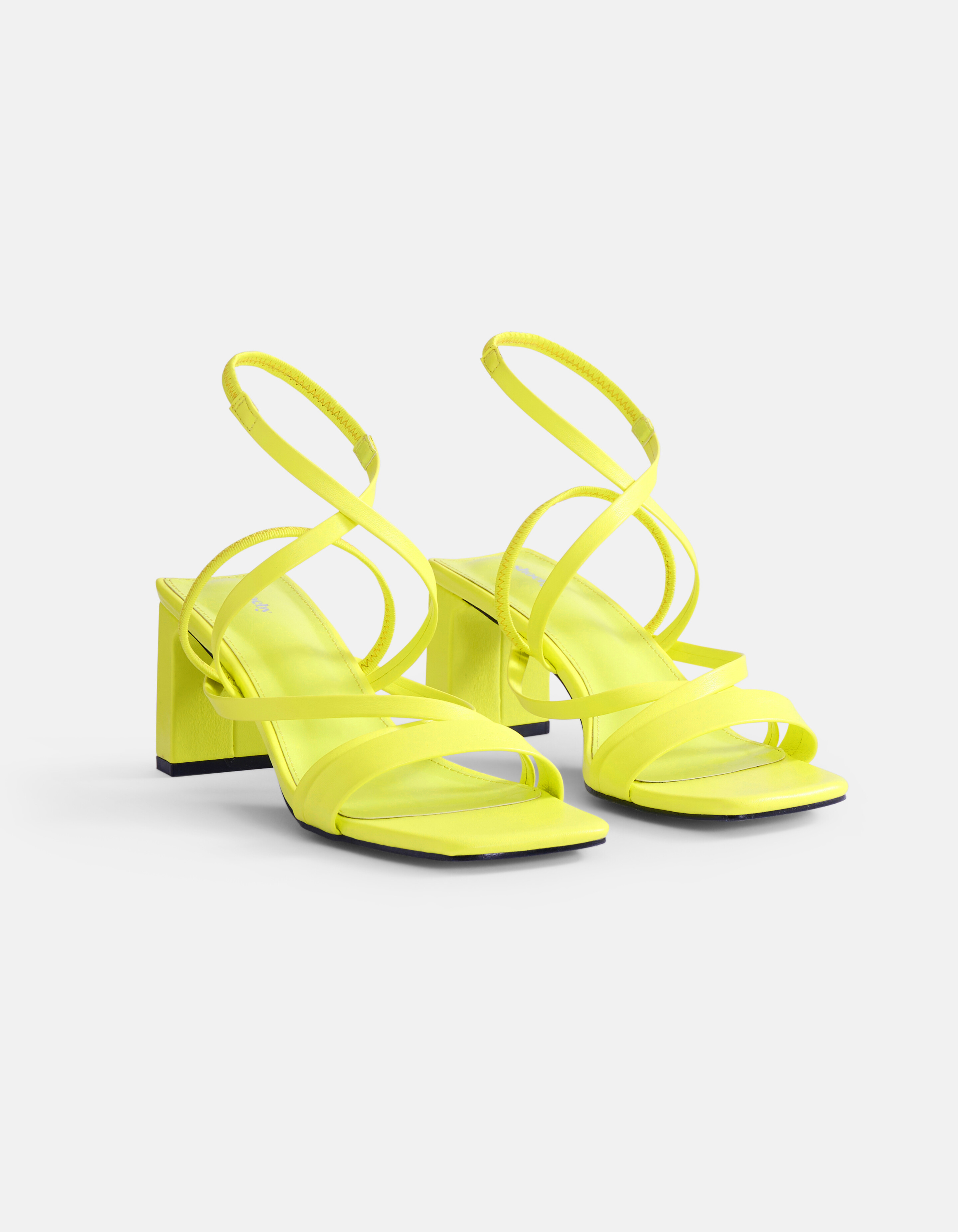 Sandalen mit Absatz Gelb SHOEBY SHOES