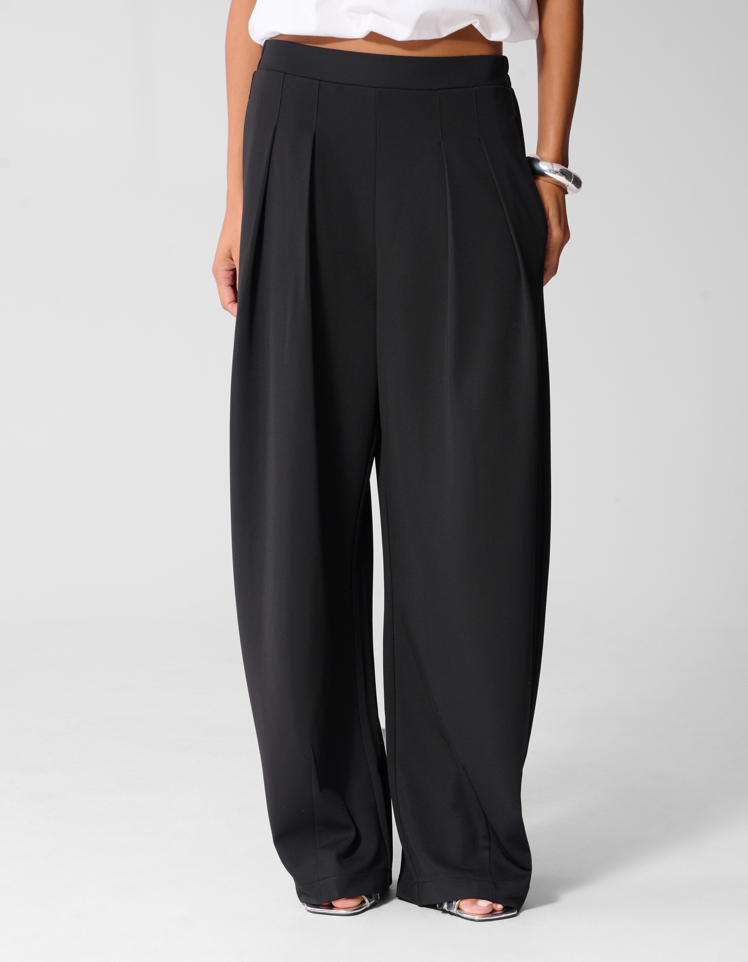 Sporty Barrel Fit Jogger Schwarz SHOEBY WOMEN