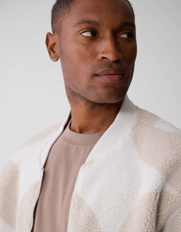 Bomberjacke mit Teddy-Logo in Off-White SHOEBY MEN