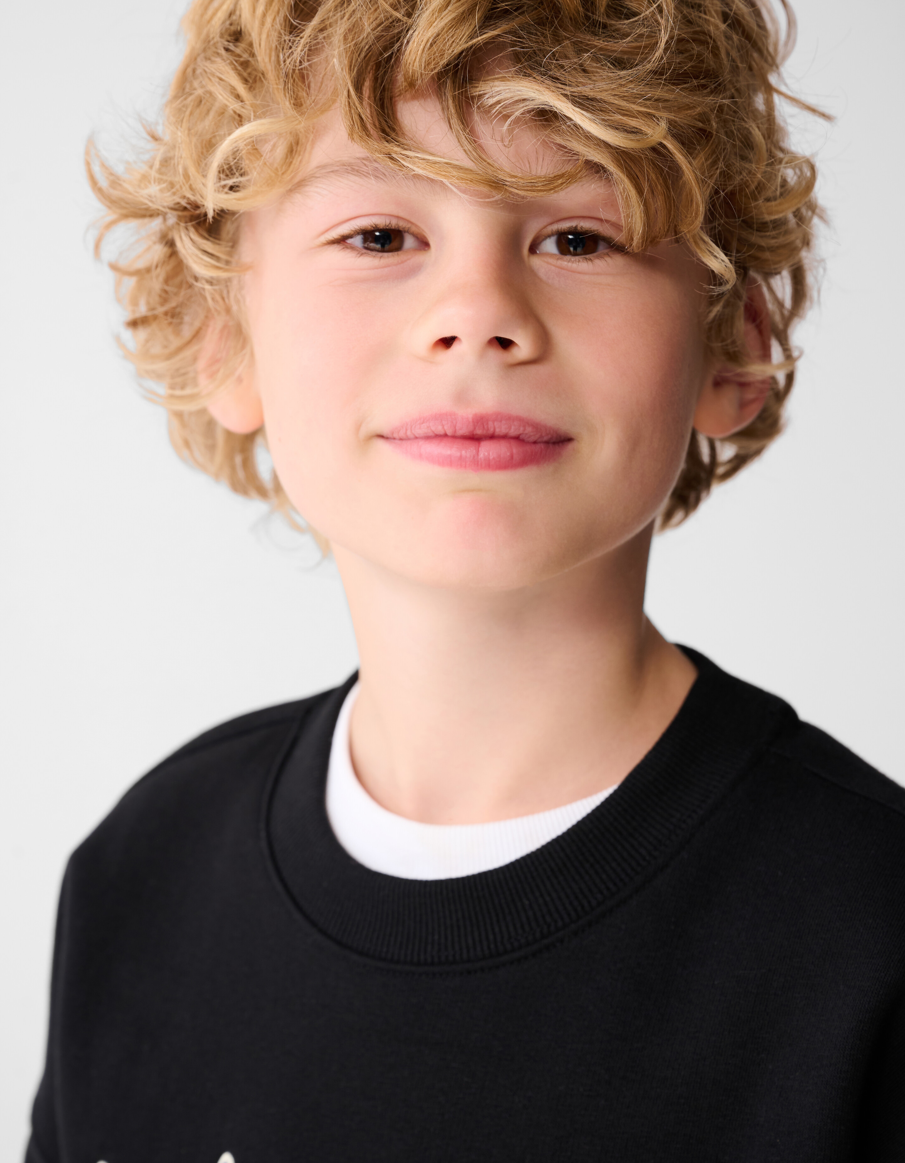 Nature Text Sweatshirt Schwarz SHOEBY BOYS