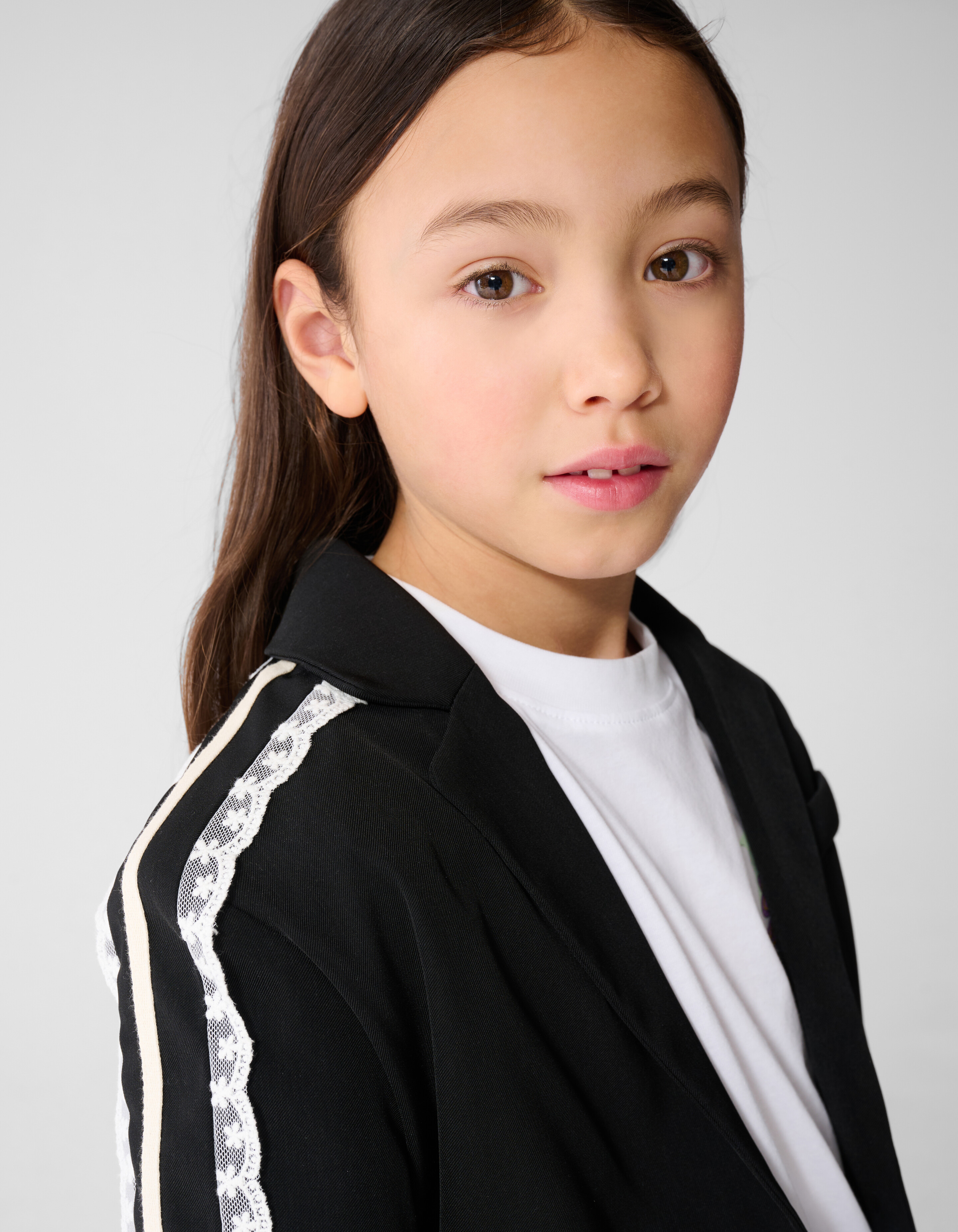 Gek&uuml;rzter Kantenblazer Schwarz SHOEBY GIRLS