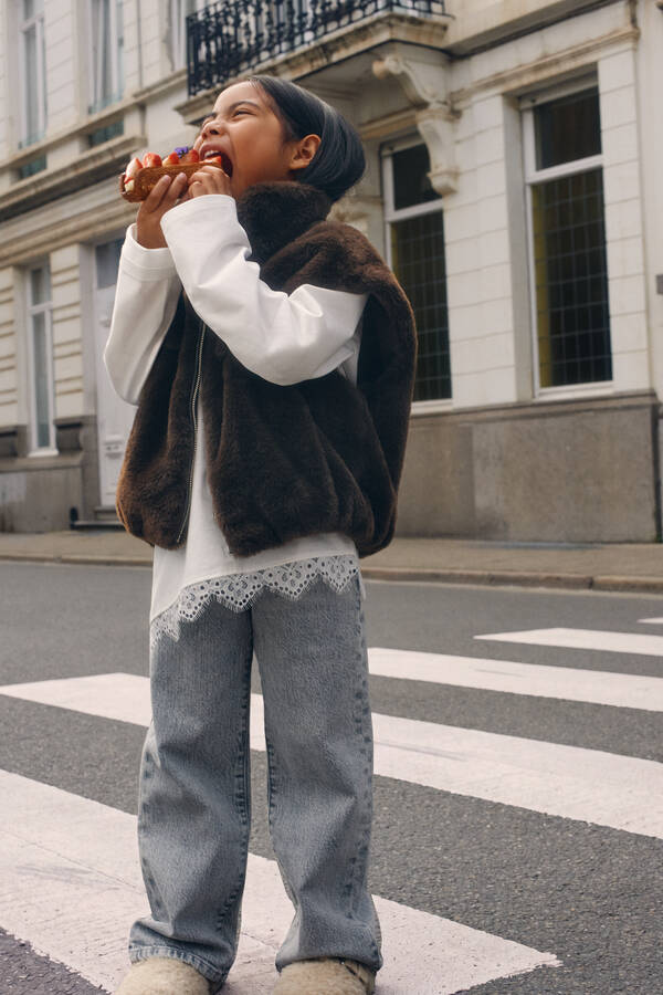 Weit geschnittene Jeans aus hellgrau SHOEBY GIRLS