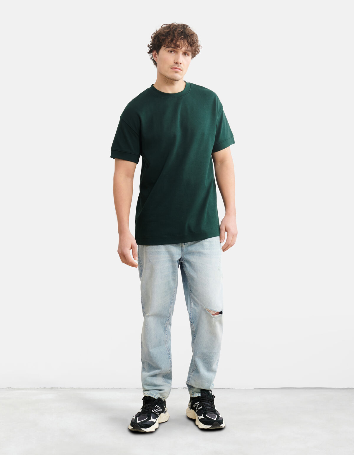 Relaxed Fit T-shirt Dunkelgrün SHOEBY MEN