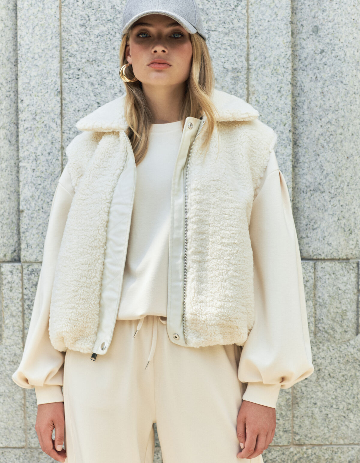 Wendbare Weste in gebrochenem Weiß von Fred SHOEBY WOMEN