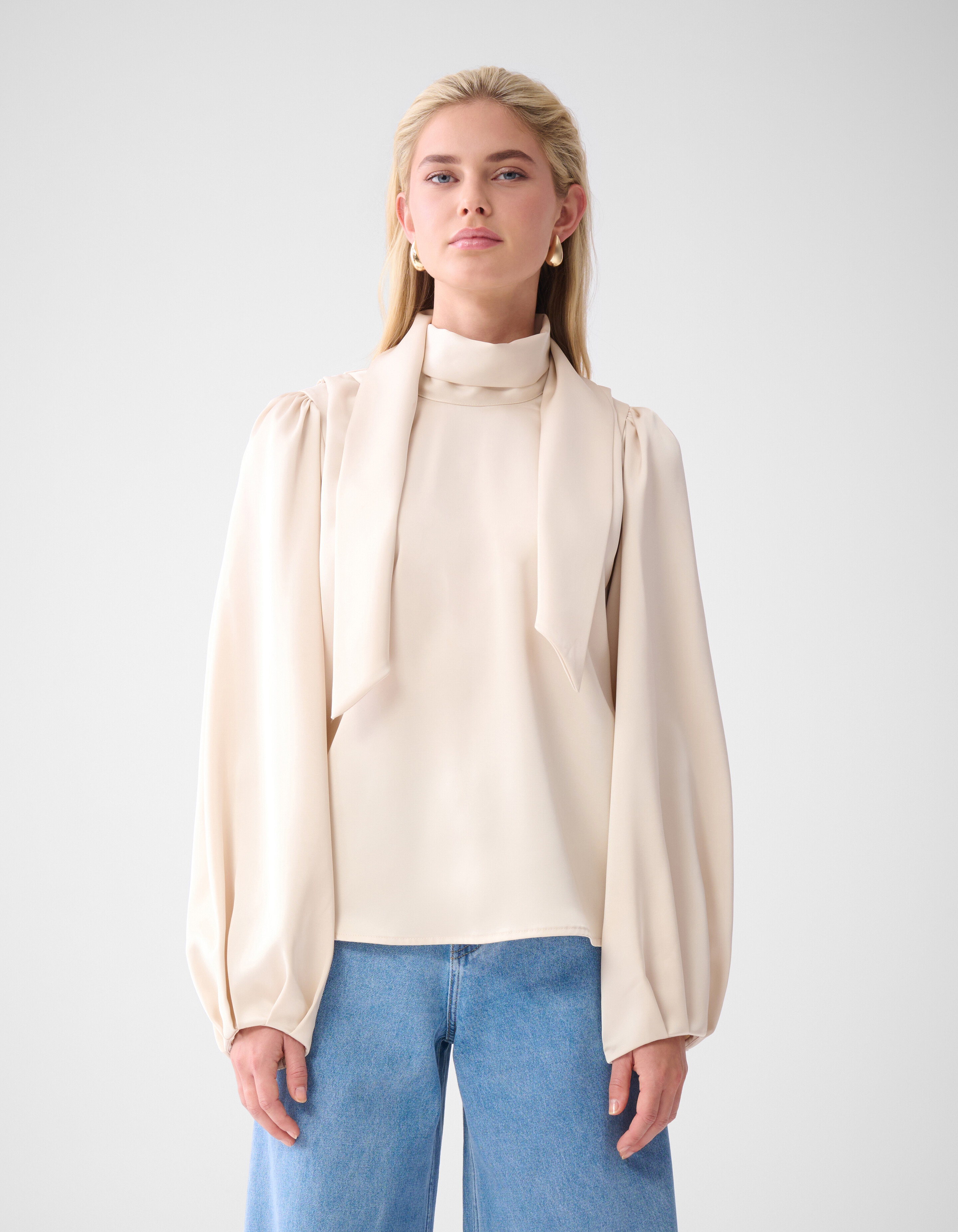 Satinbluse Off White von Lonneke SHOEBY WOMEN