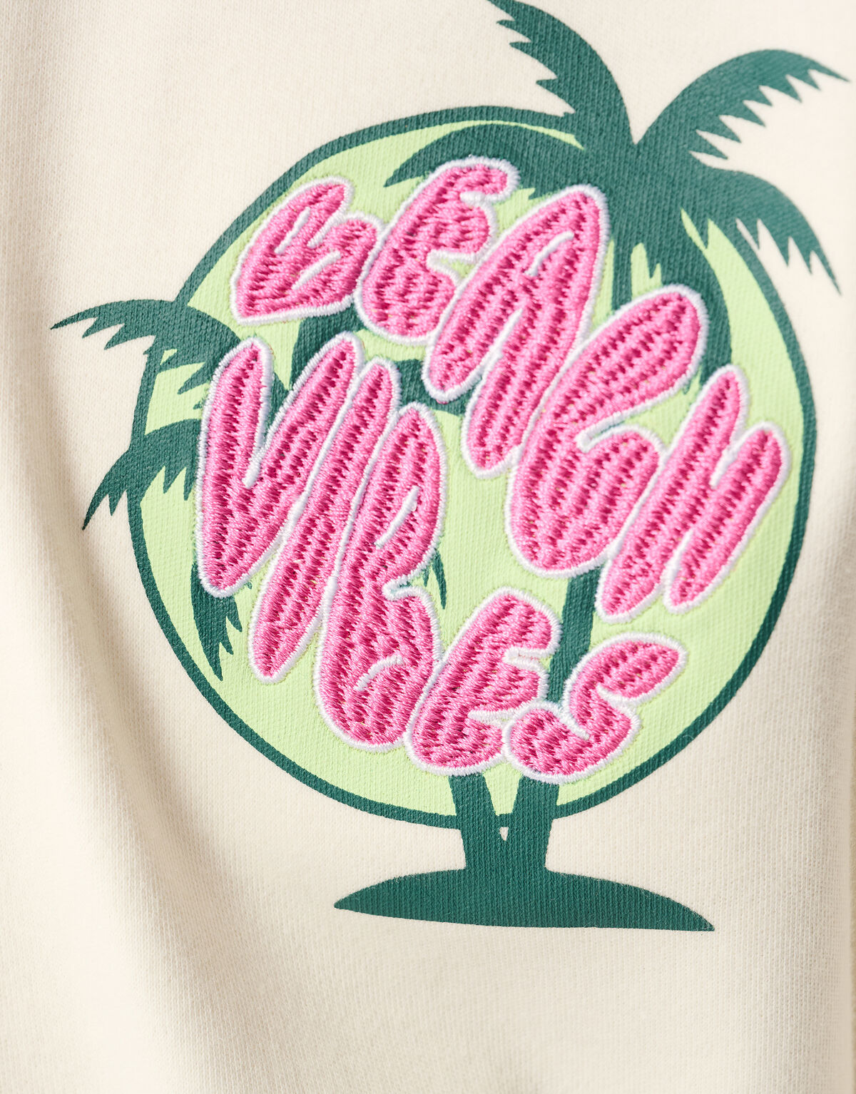 Vibes Artwork T-shirt Off White SHOEBY BOYS