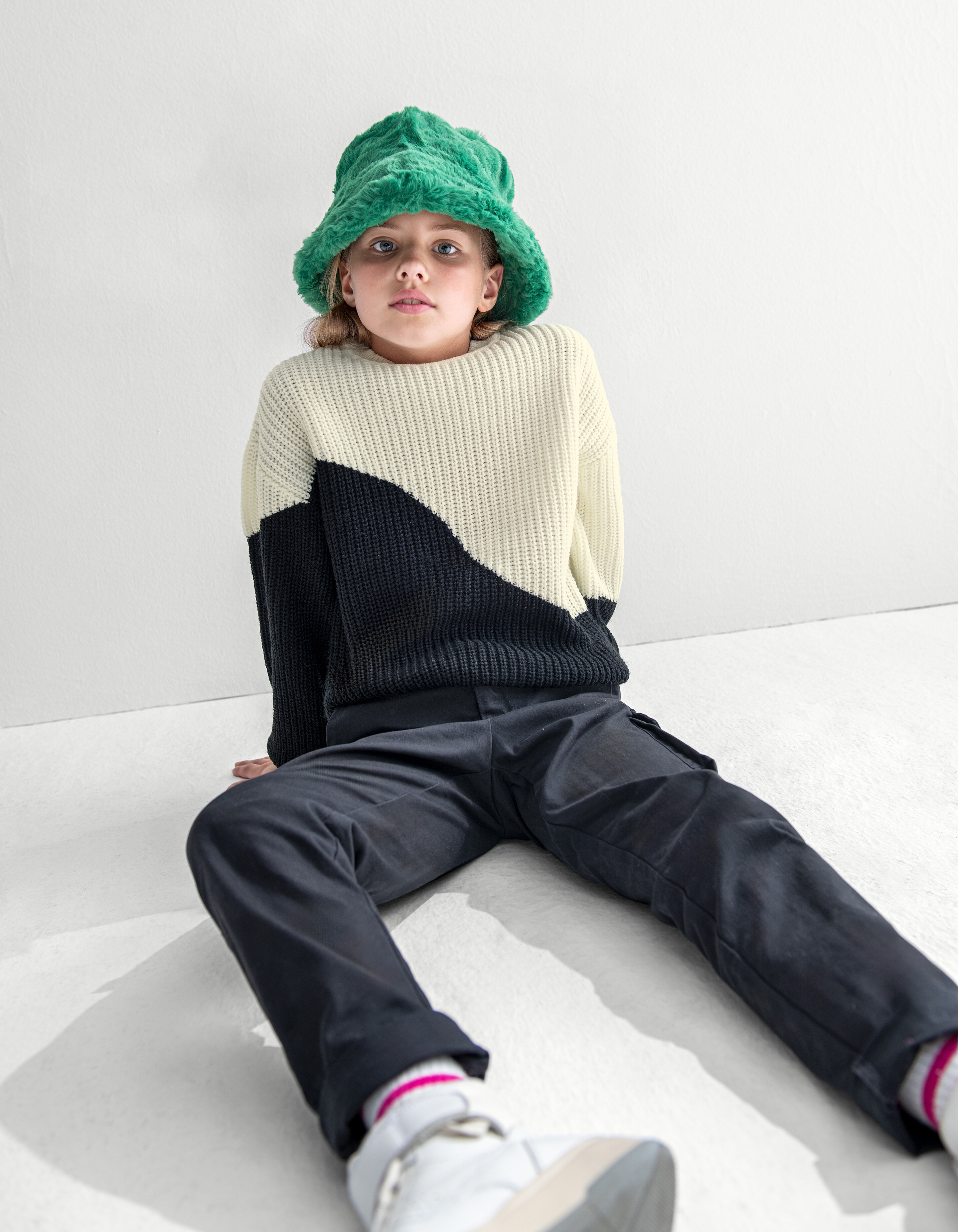 Colourblock Pullover Schwarz/Weiß SHOEBY GIRLS