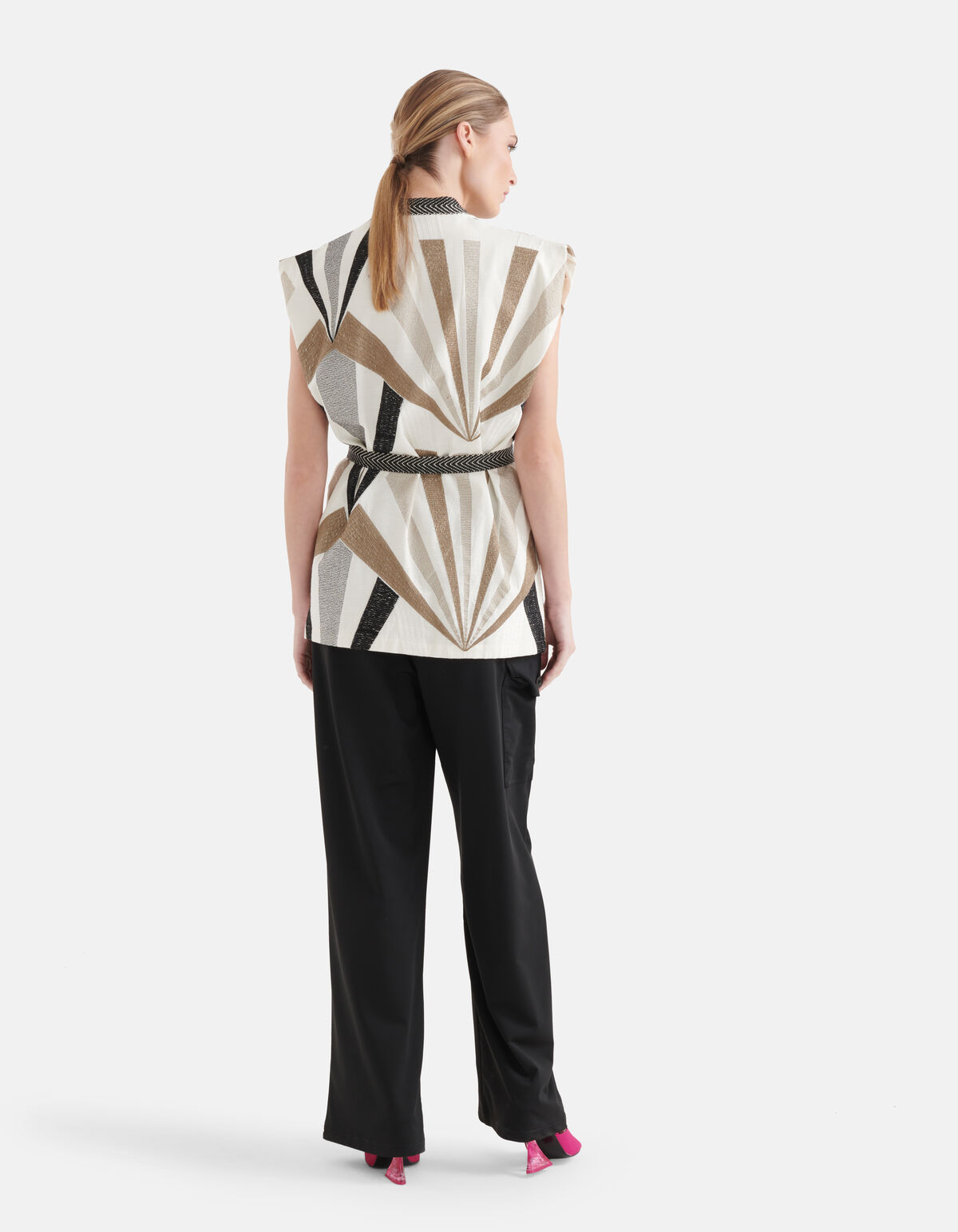Grafik Ärmelloses Gilet Off White By Mieke SHOEBY WOMEN