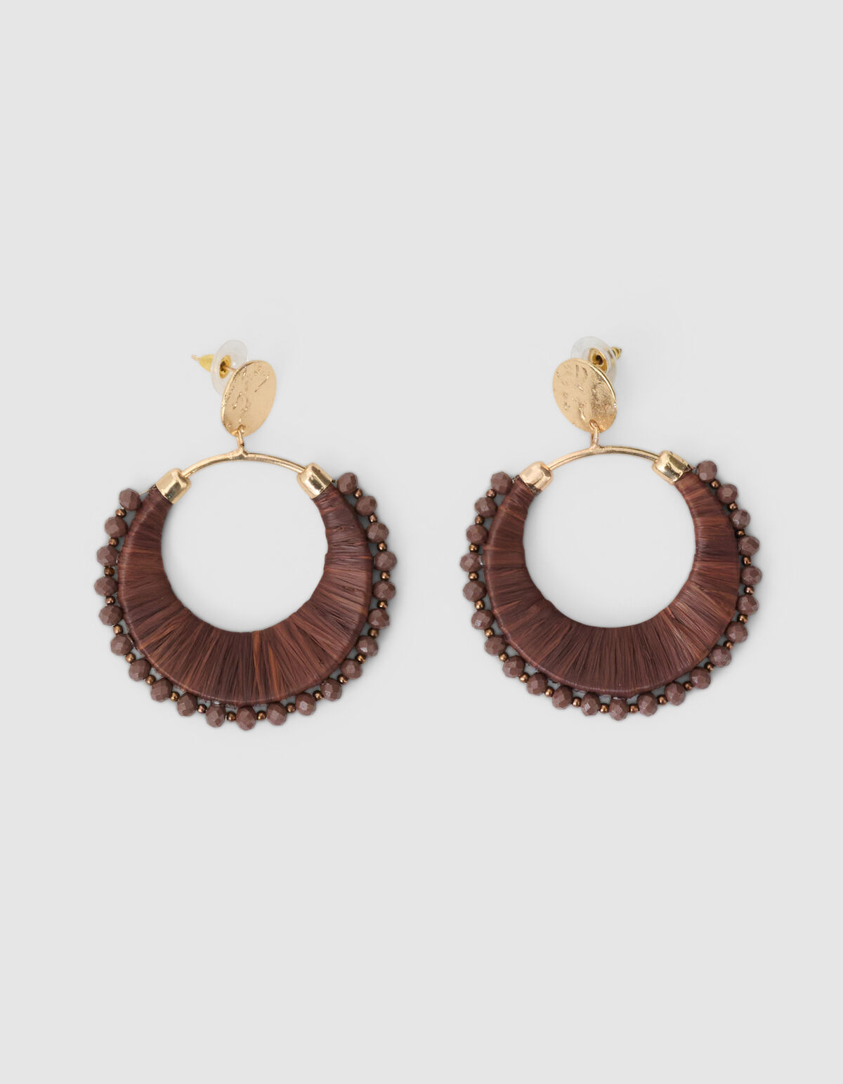 Perlenbesetzte Raffia-Ohrringe Dunkelbraun SHOEBY ACCESSOIRES