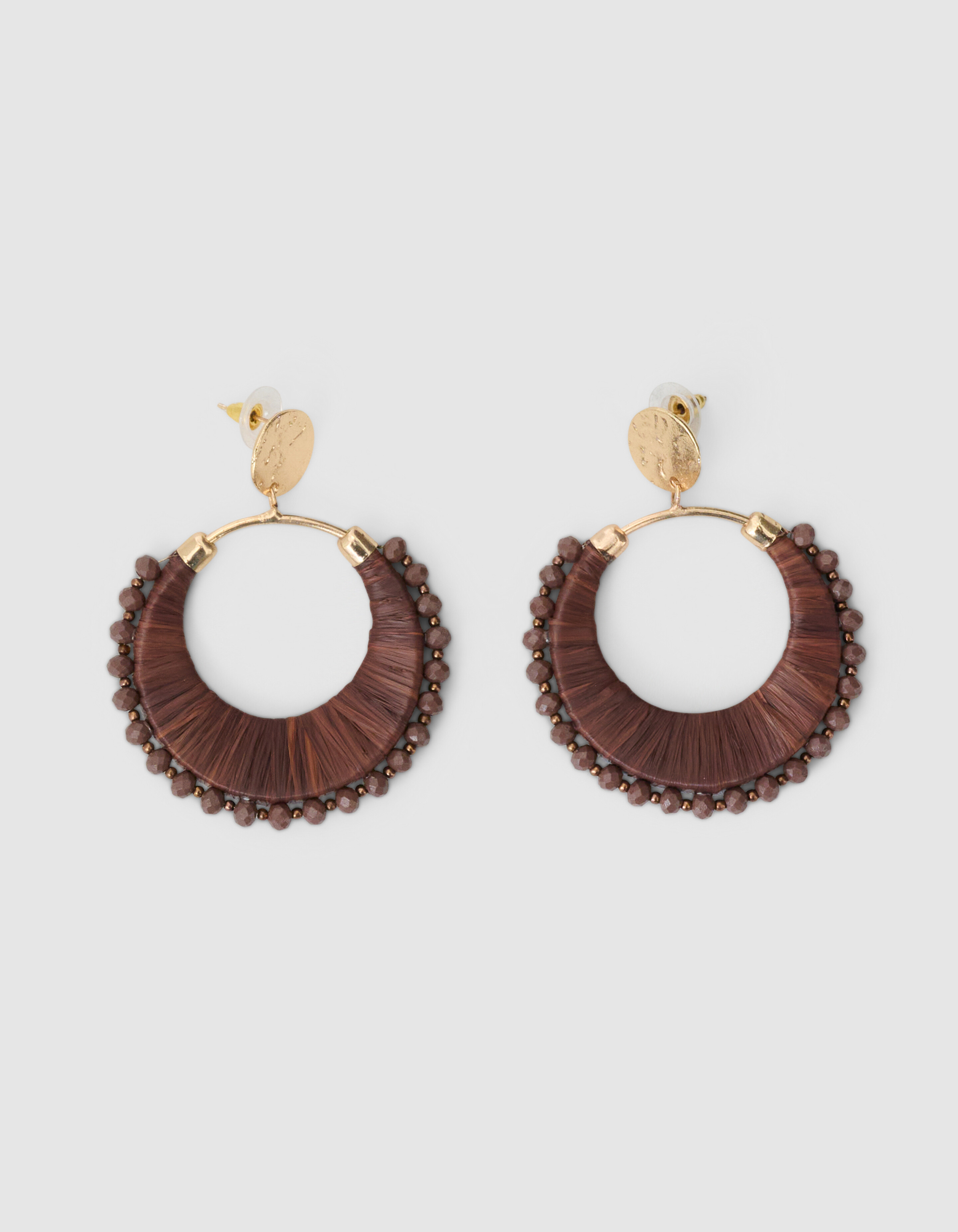 Perlenbesetzte Raffia-Ohrringe Dunkelbraun SHOEBY ACCESSOIRES