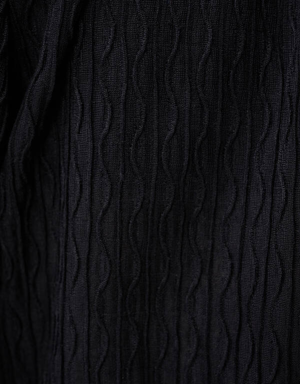 Wavy Struktur Top Schwarz SHOEBY GIRLS