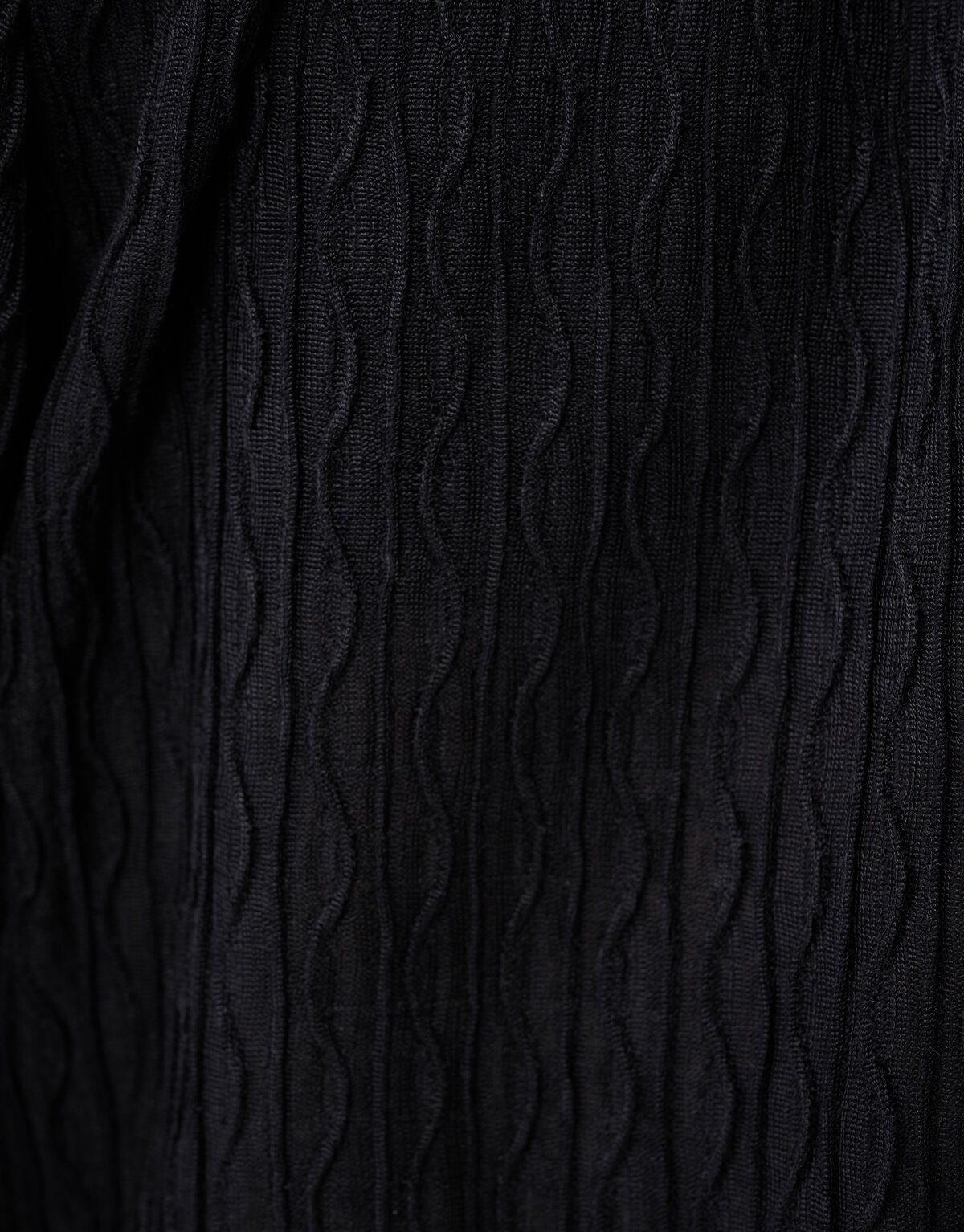 Wavy Struktur Top Schwarz SHOEBY GIRLS