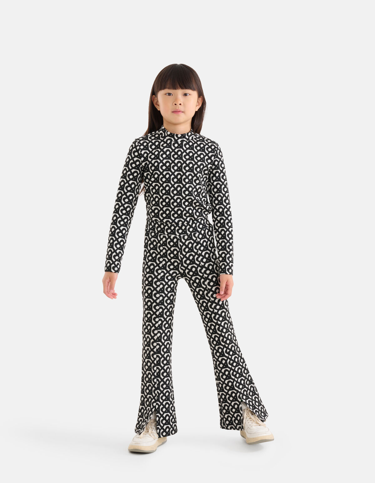 Monogramm-Top Schwarz SHOEBY GIRLS