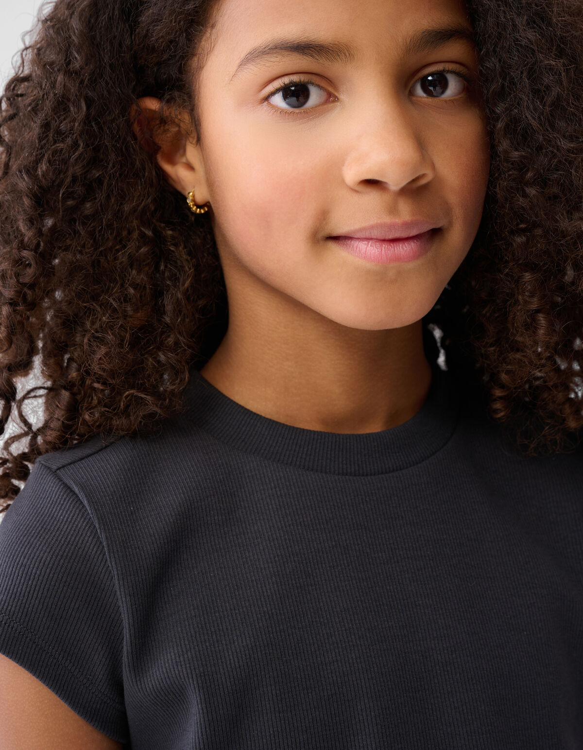 Rippen-Kropf-Oberteil Dunkelgrau SHOEBY GIRLS