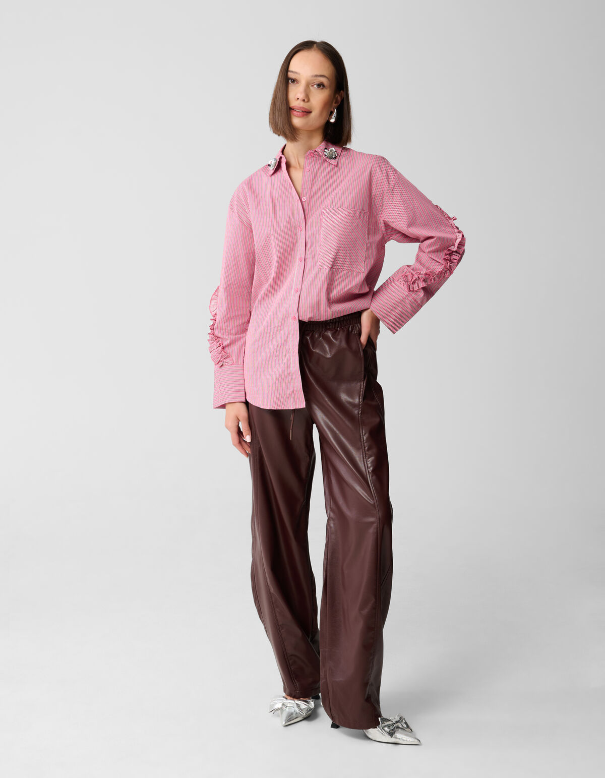 Oversized-Bluse mit Nadelstreifenmuster und Blumen SHOEBY WOMEN