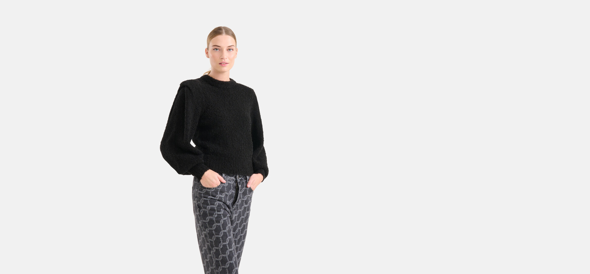 Boucle-Pullover Schwarz SHOEBY WOMEN