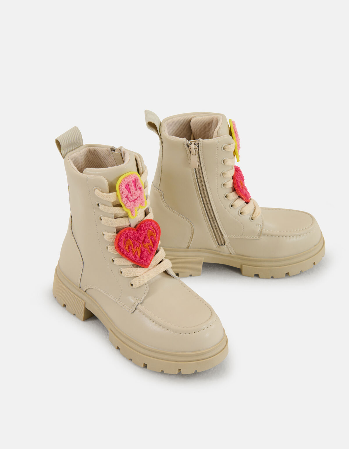 Aufgesetzte Stiefel Beige SHOEBY SHOES