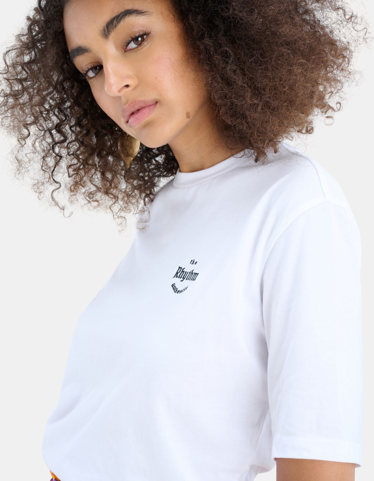 Kleines Artwork T-Shirt EKSEPT