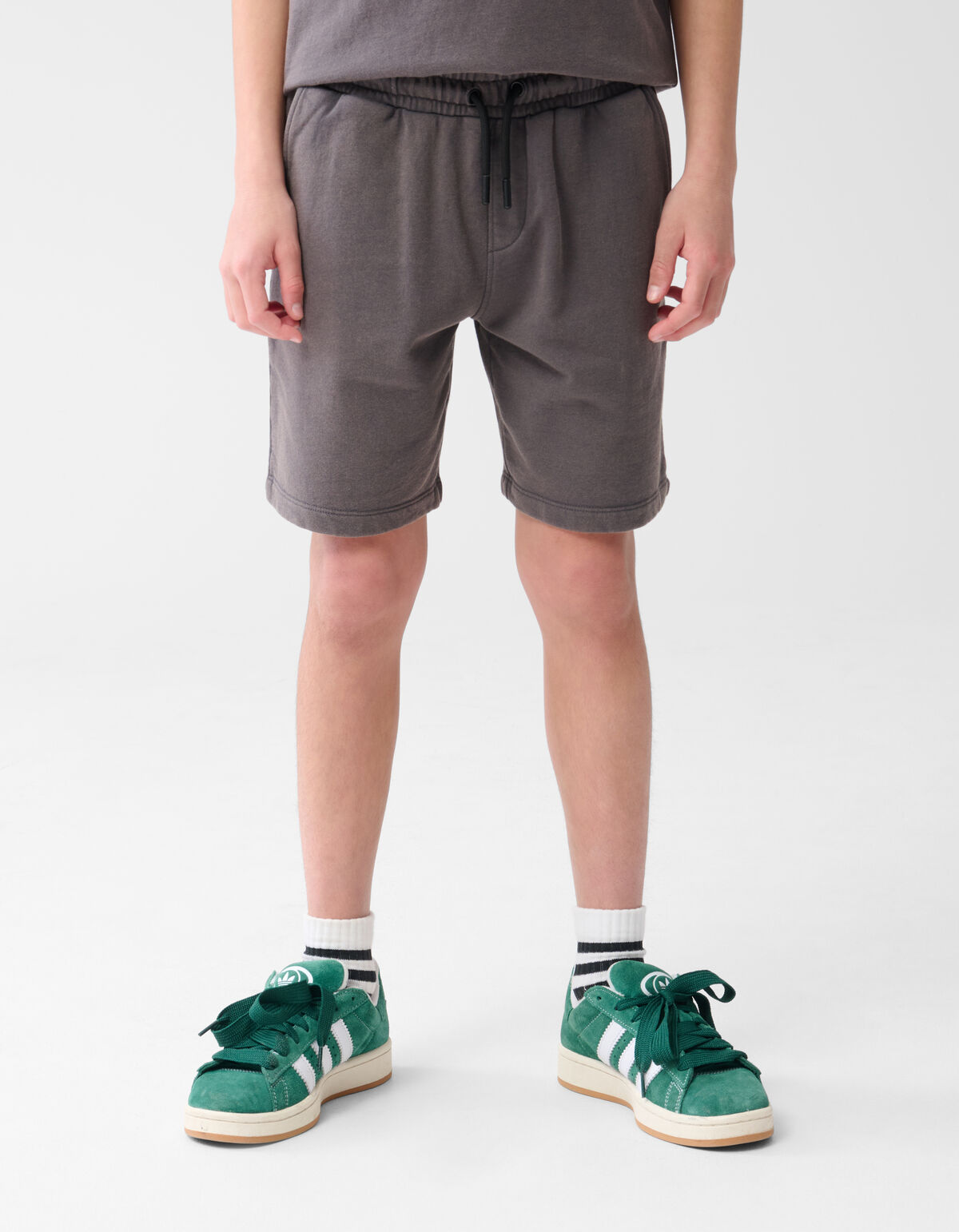 Text Kurz Dunkelgrau SHOEBY BOYS