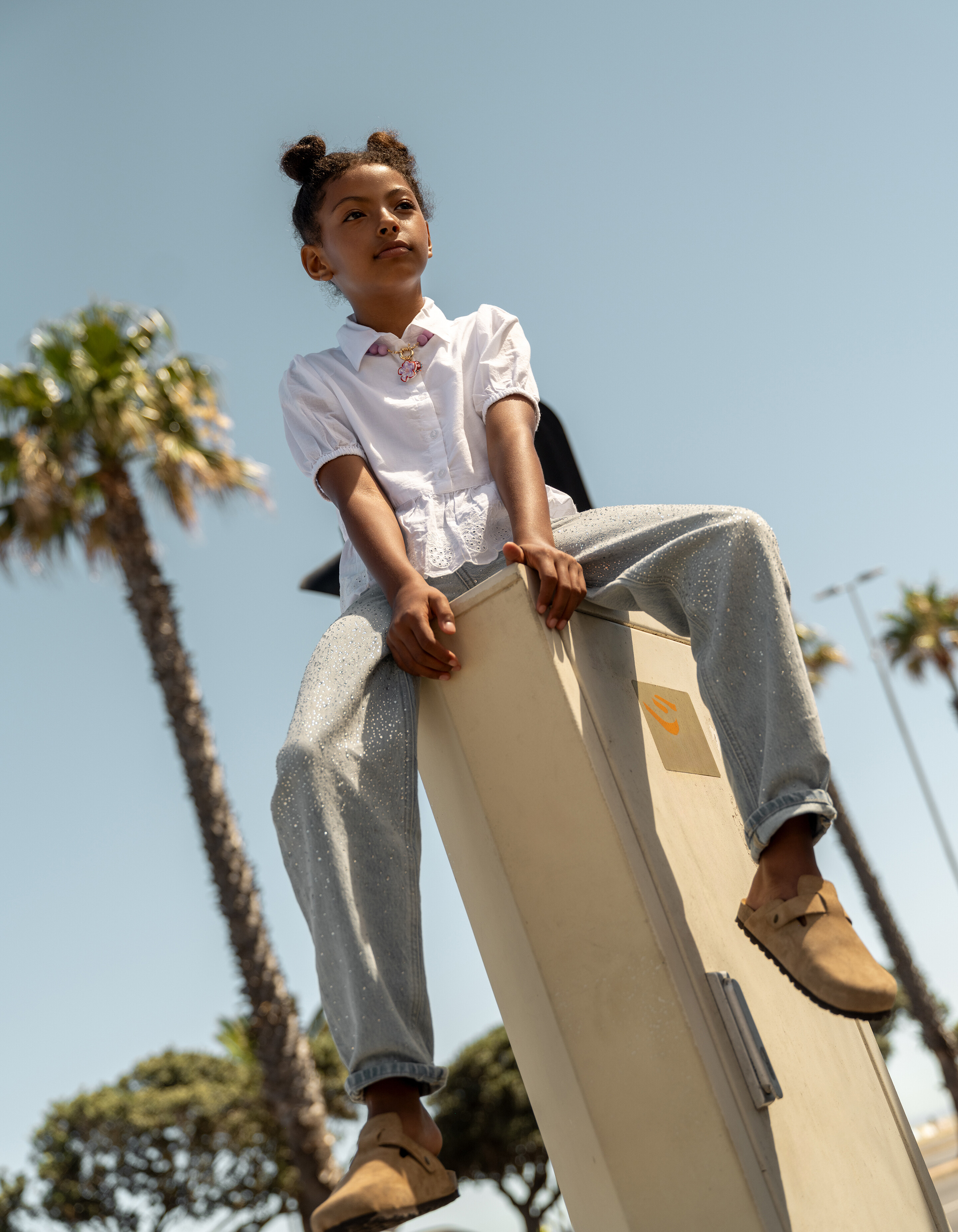 Strass Barrel Fit Jeans Bleached SHOEBY GIRLS