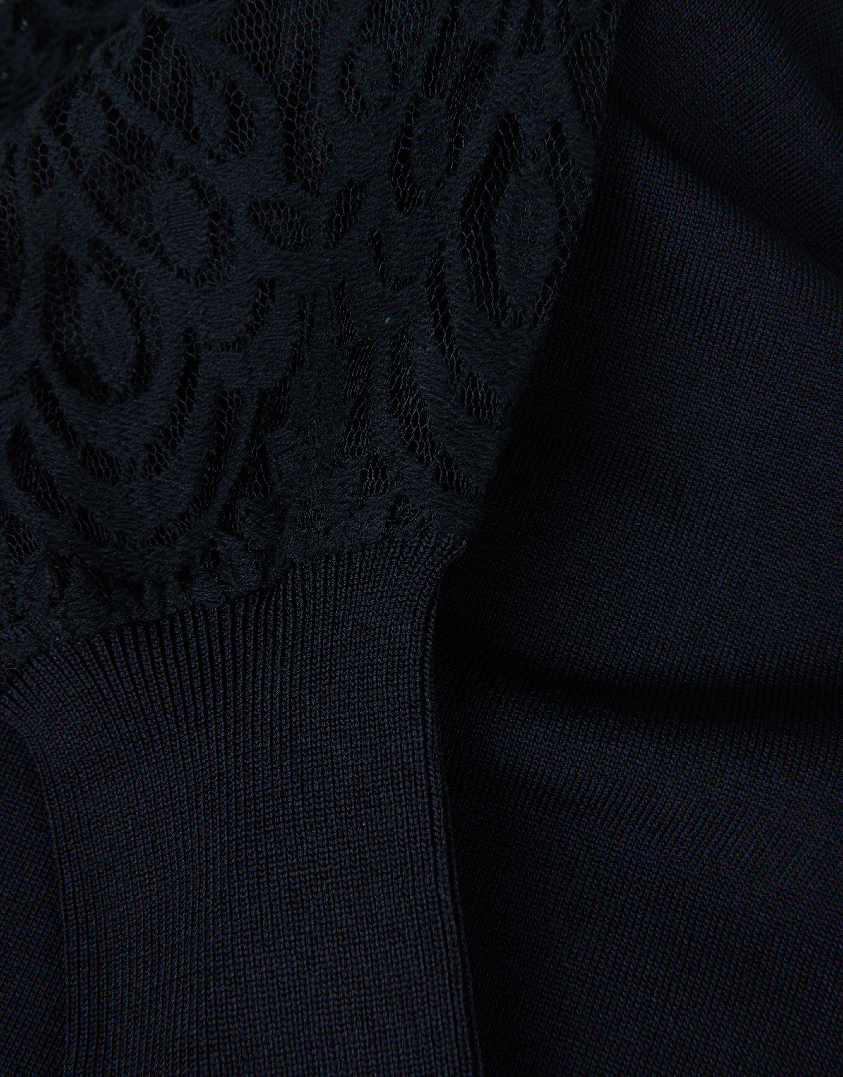 Kleid mit Spitzenärmeln Schwarz SHOEBY WOMEN