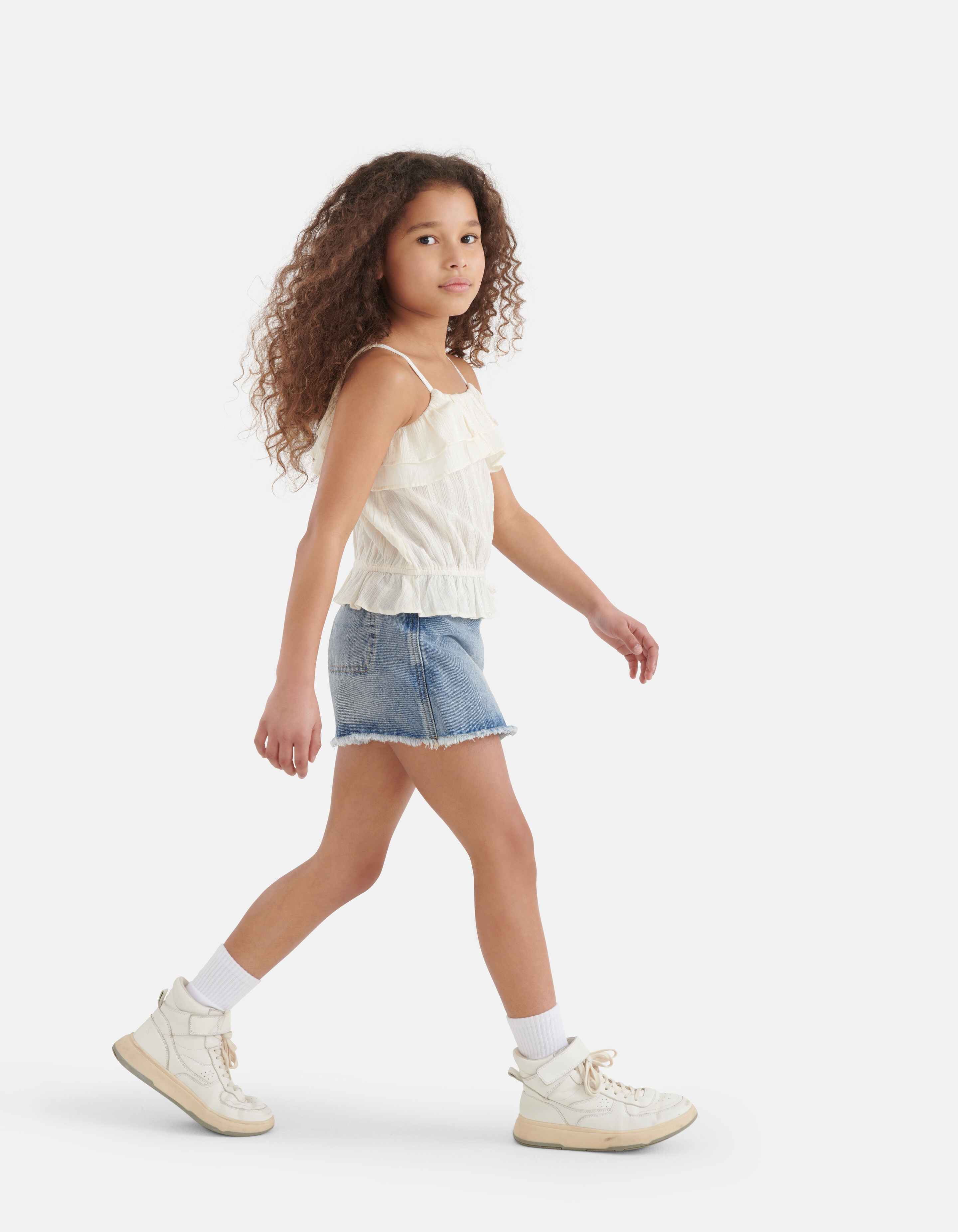 Rüschen-Crop-Top Beige SHOEBY GIRLS