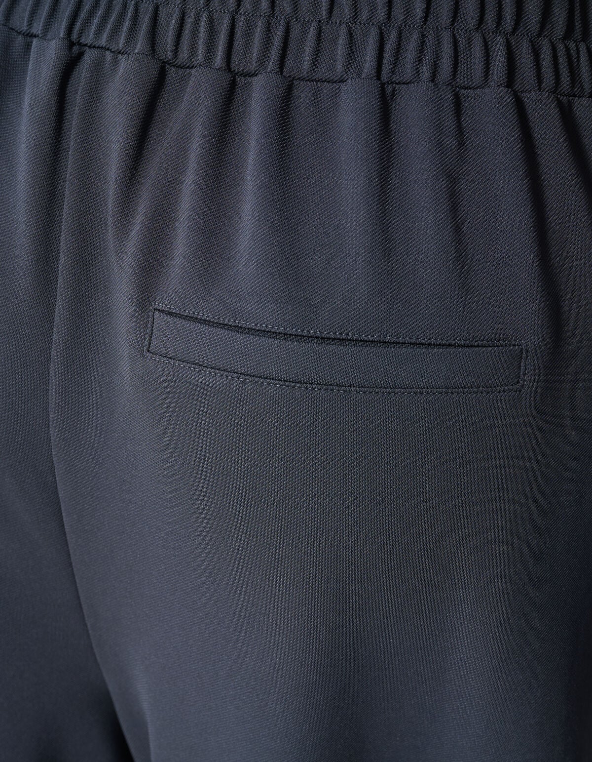 Barrel Fit Jogger Dunkelblau SHOEBY WOMEN