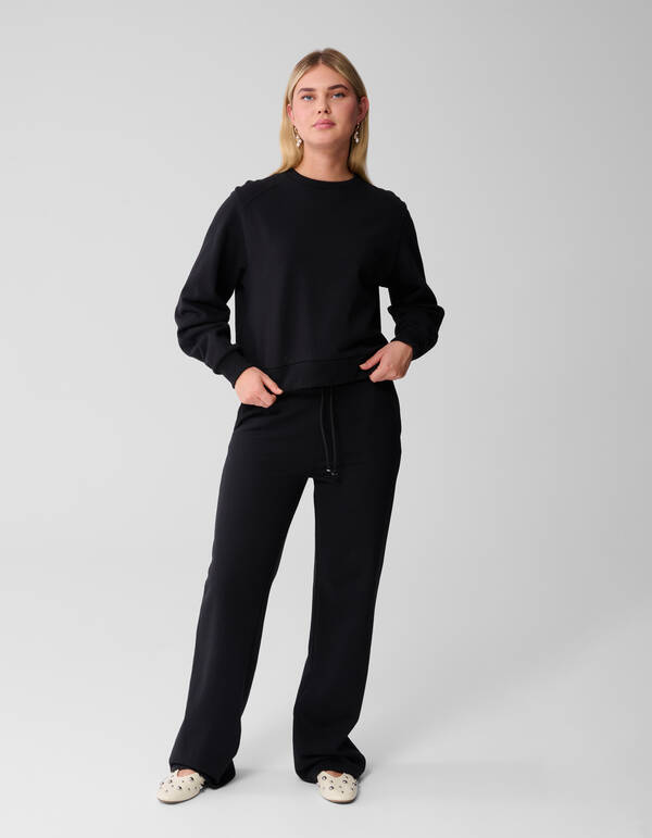 Pullover mit großen Schultern in Schwarz SHOEBY WOMEN