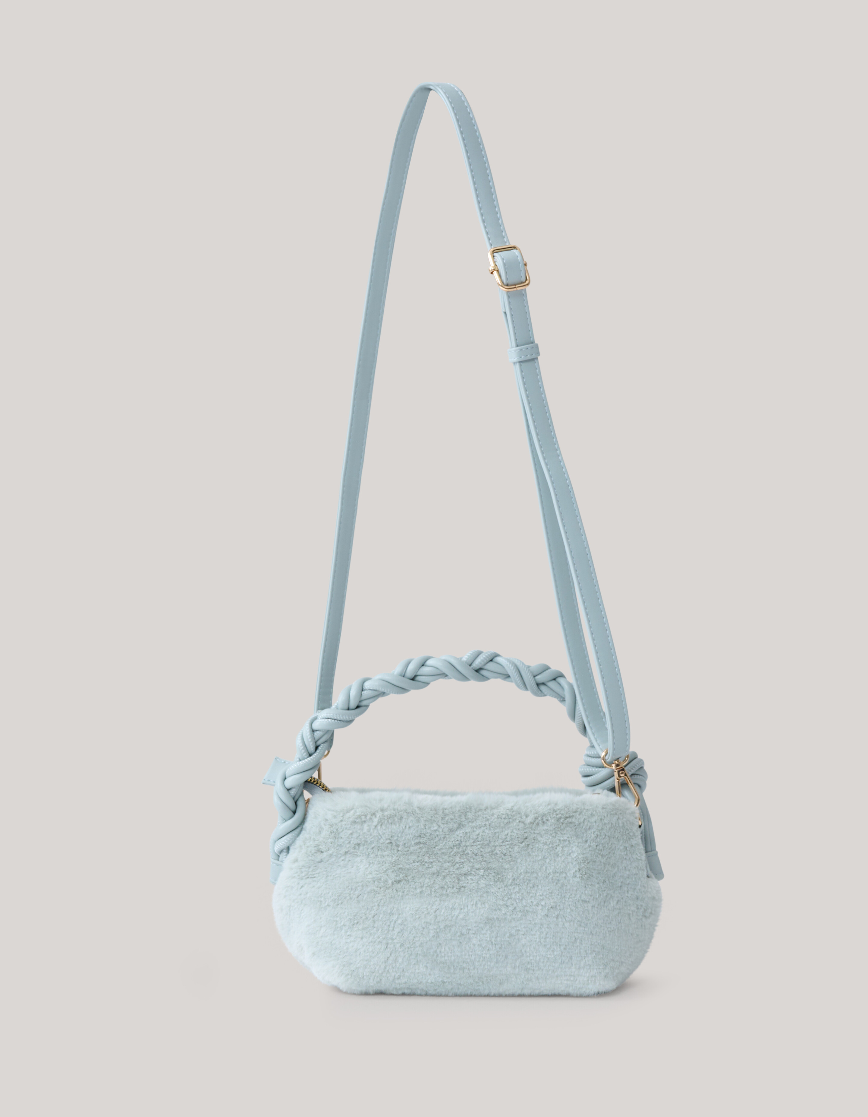 Flauschige Tasche hellblau SHOEBY ACCESSOIRES