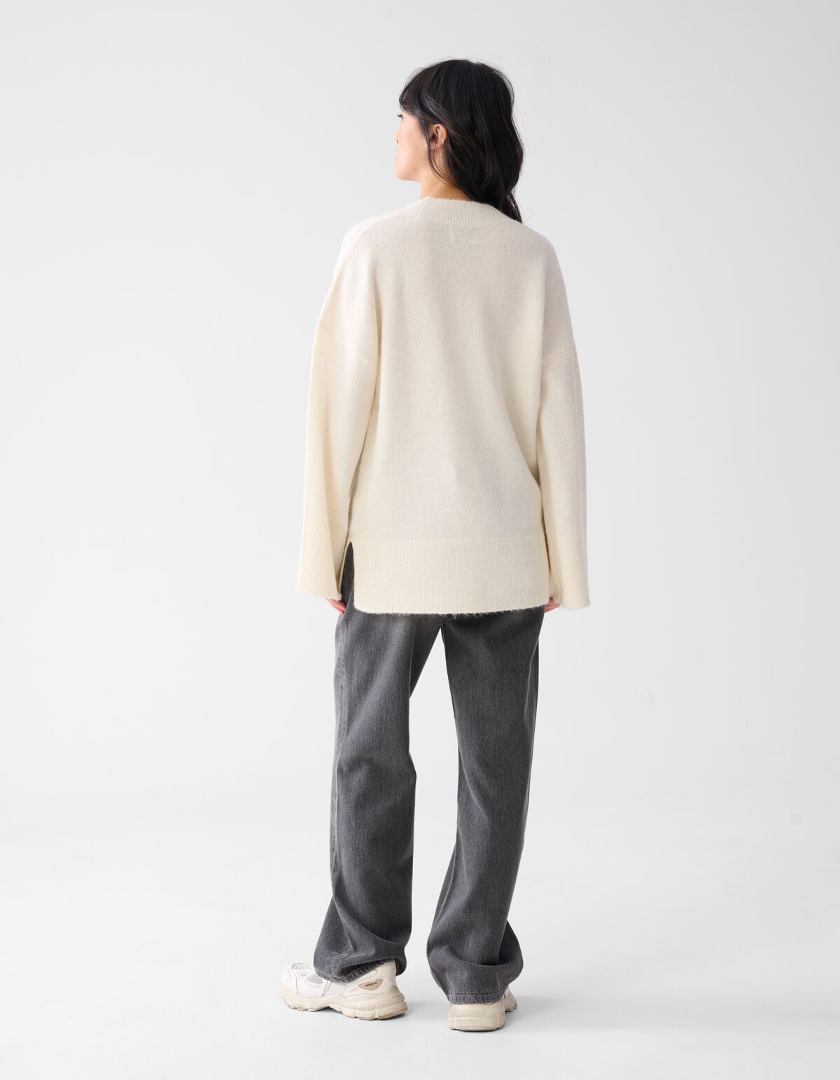 Pullover mit V-Ausschnitt Off White SHOEBY WOMEN