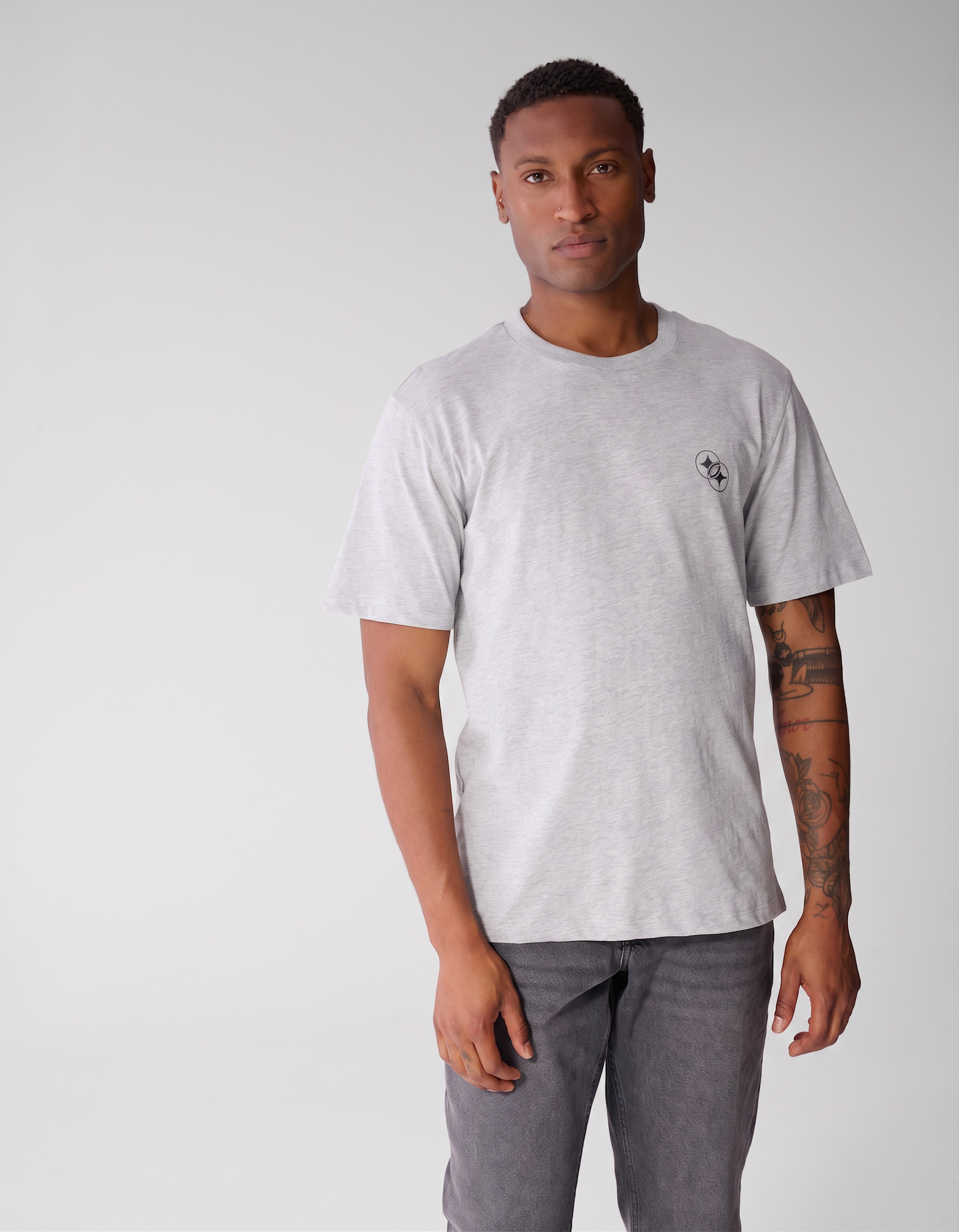 Diagonal-T-Shirt Hellgrau SHOEBY MEN
