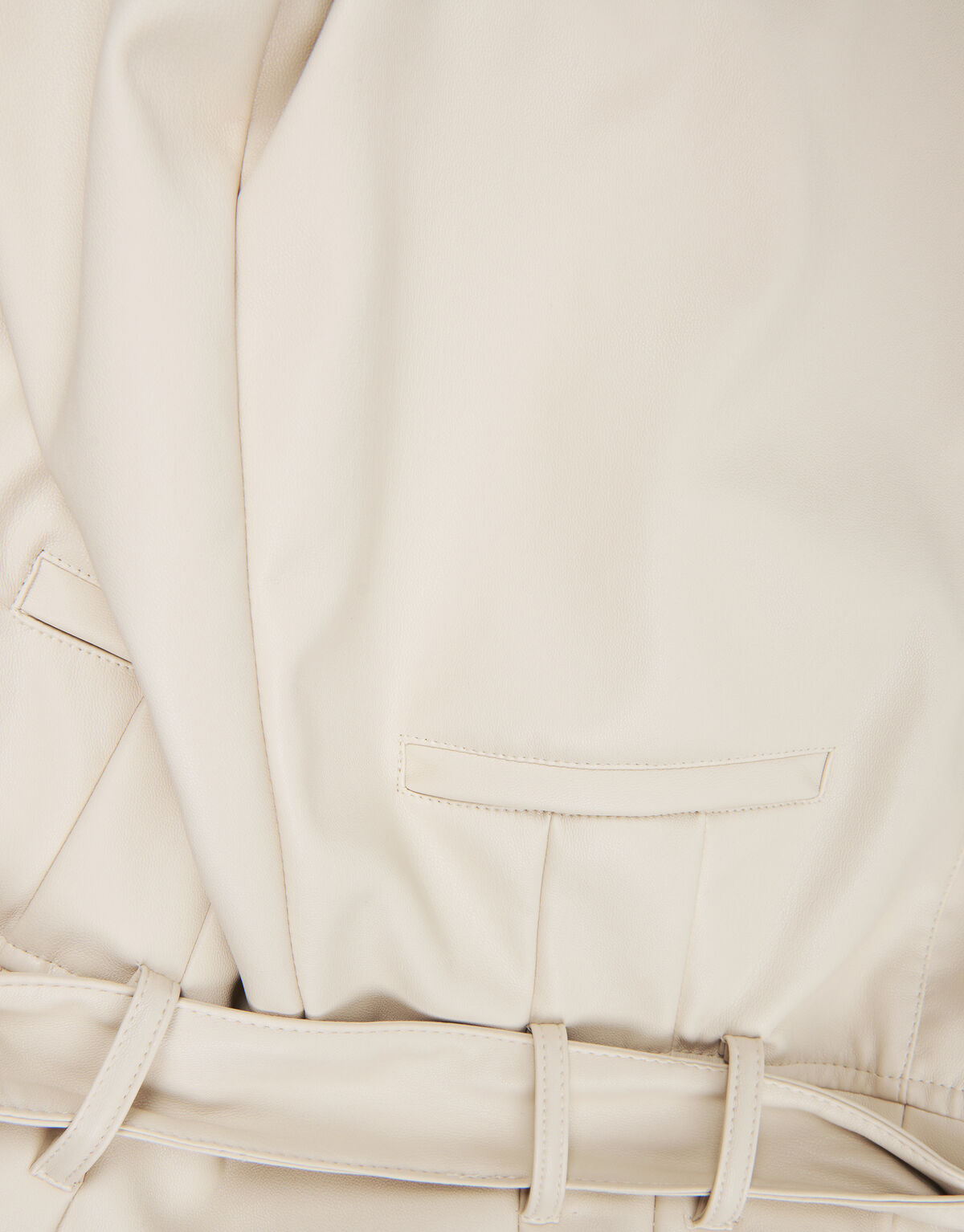 Vegane Leder Paperbag Shorts EKSEPT