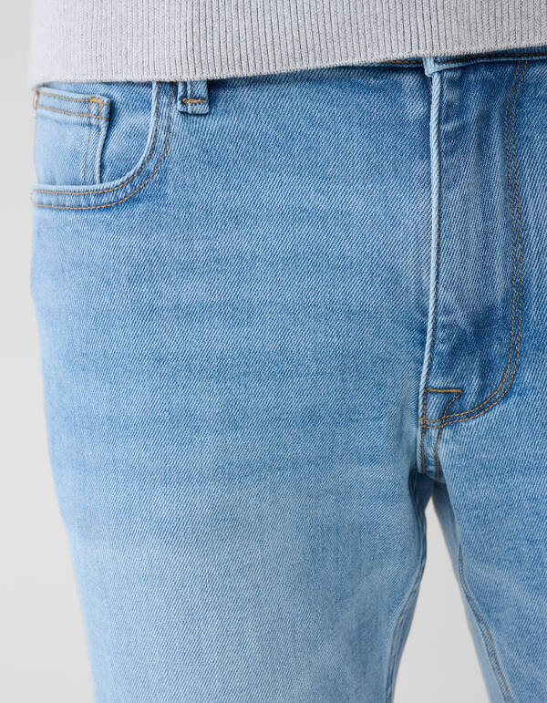 Straight Fit Jeans Hellblau L34 SHOEBY MEN