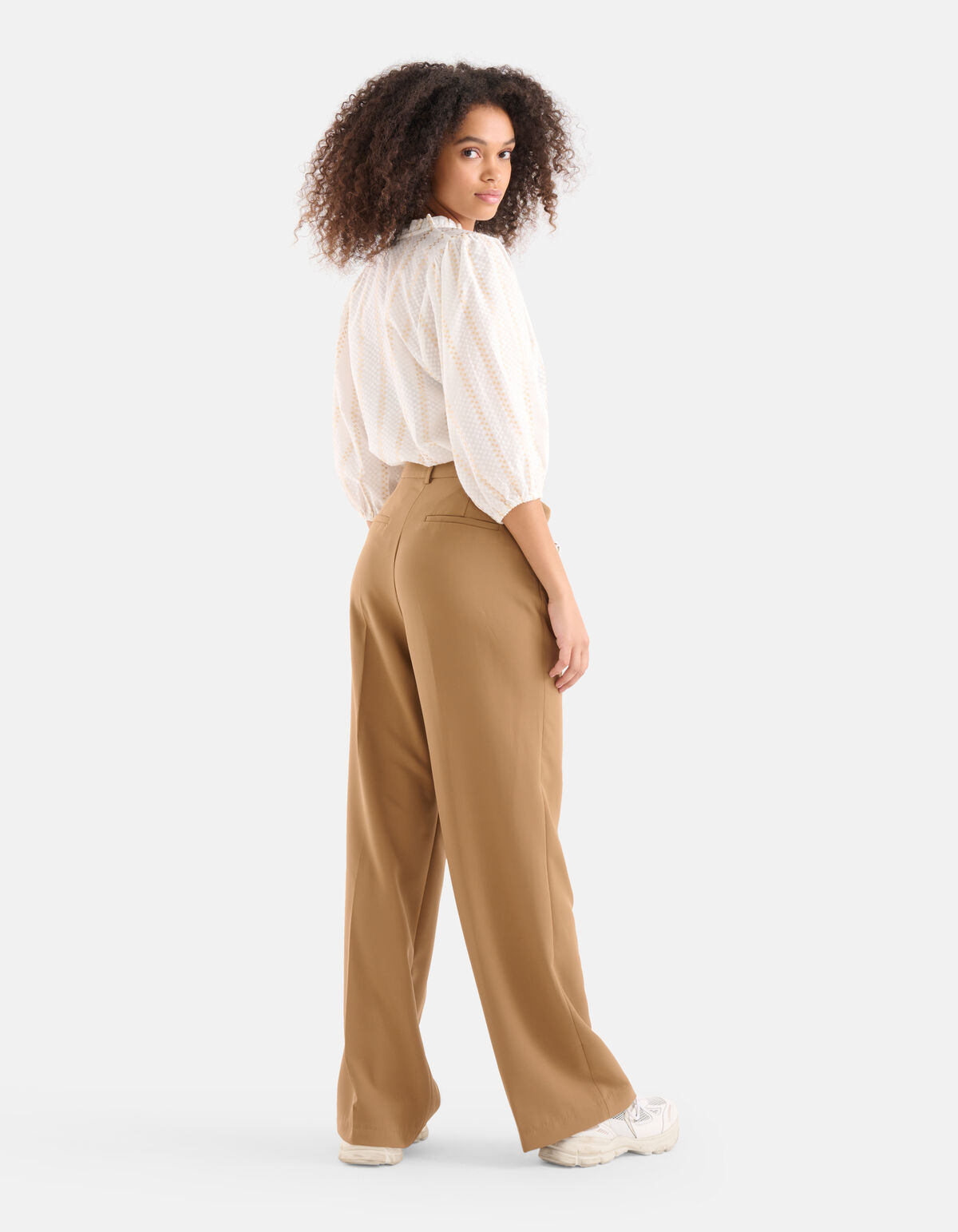 Hose mit lockerer Passform Beige SHOEBY WOMEN