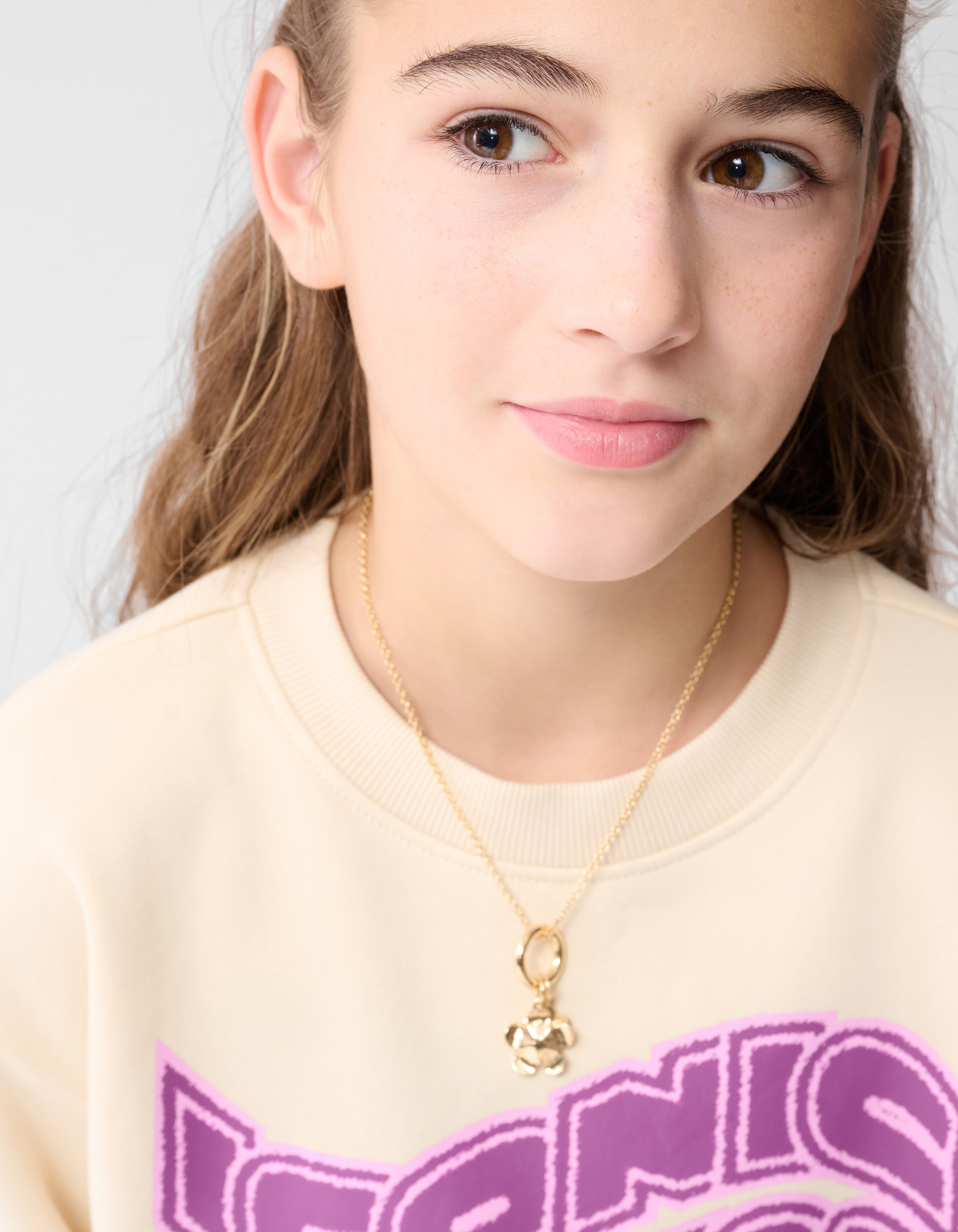 Iconic Studios Artwork Sweater Off-White SHOEBY GIRLS