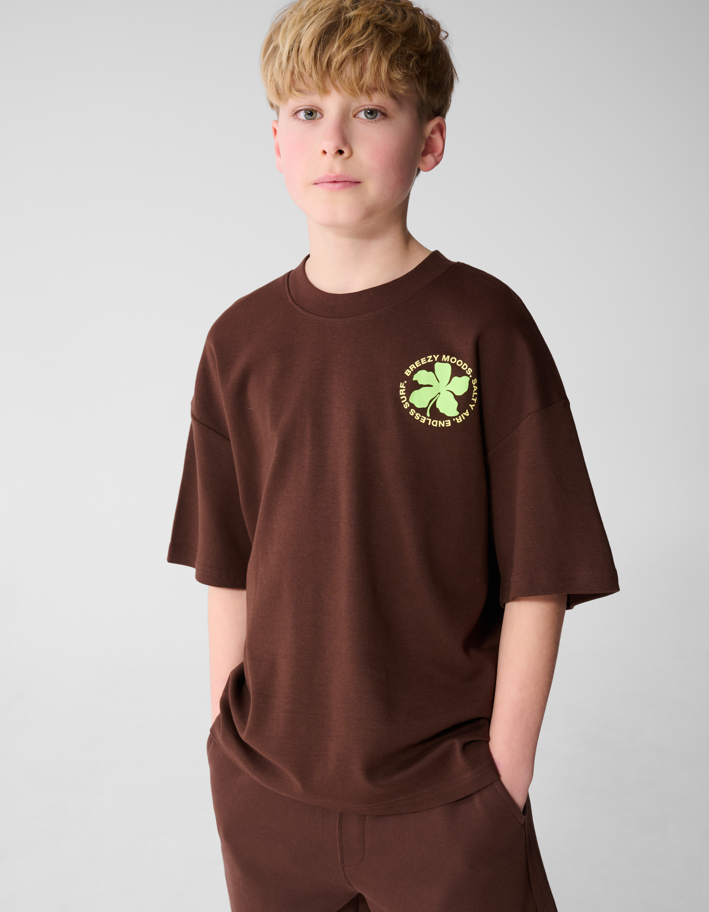 Cooles Kunstwerk T-Shirt Dunkelbraun SHOEBY BOYS