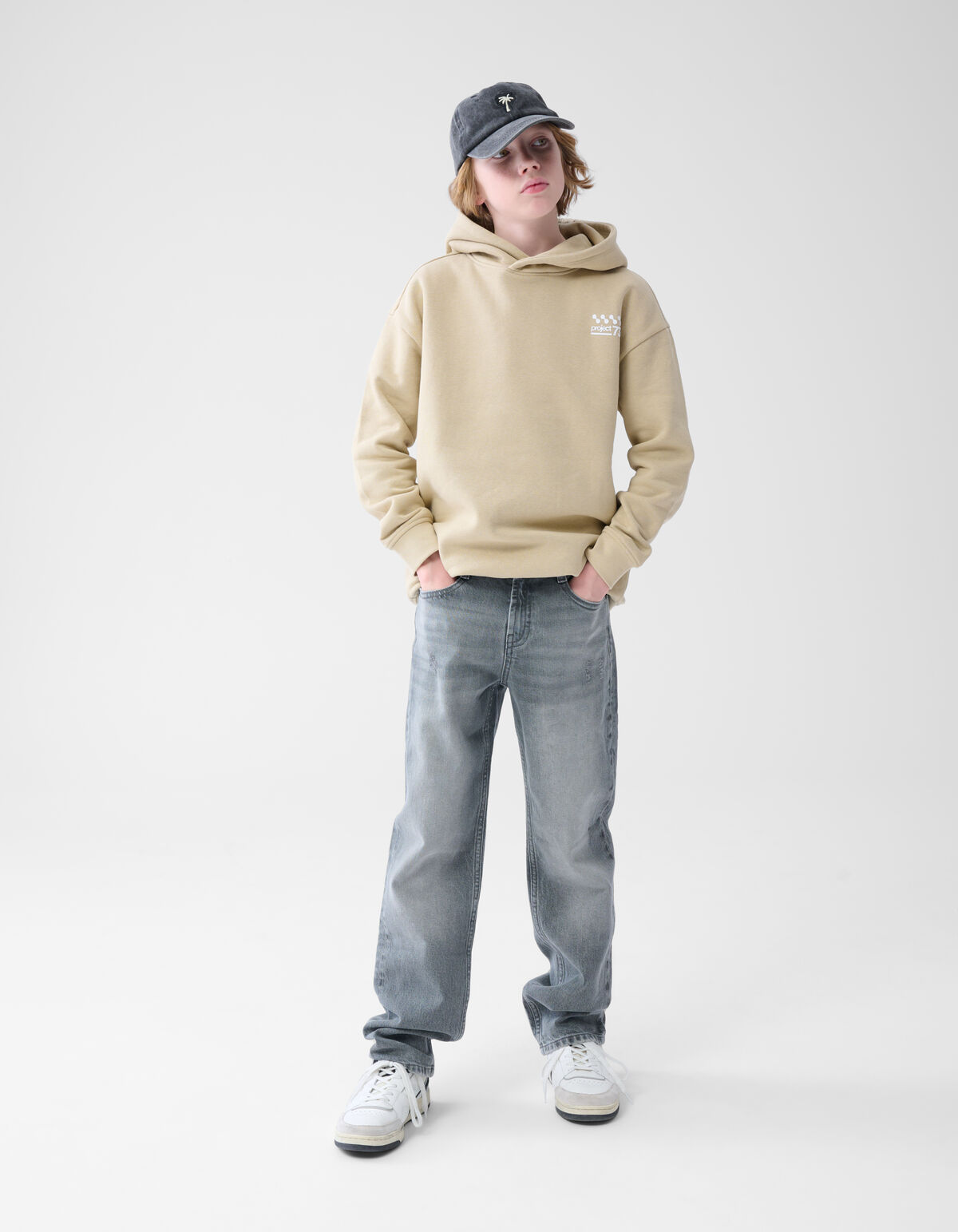 Straight Fit Jeans Grau SHOEBY BOYS