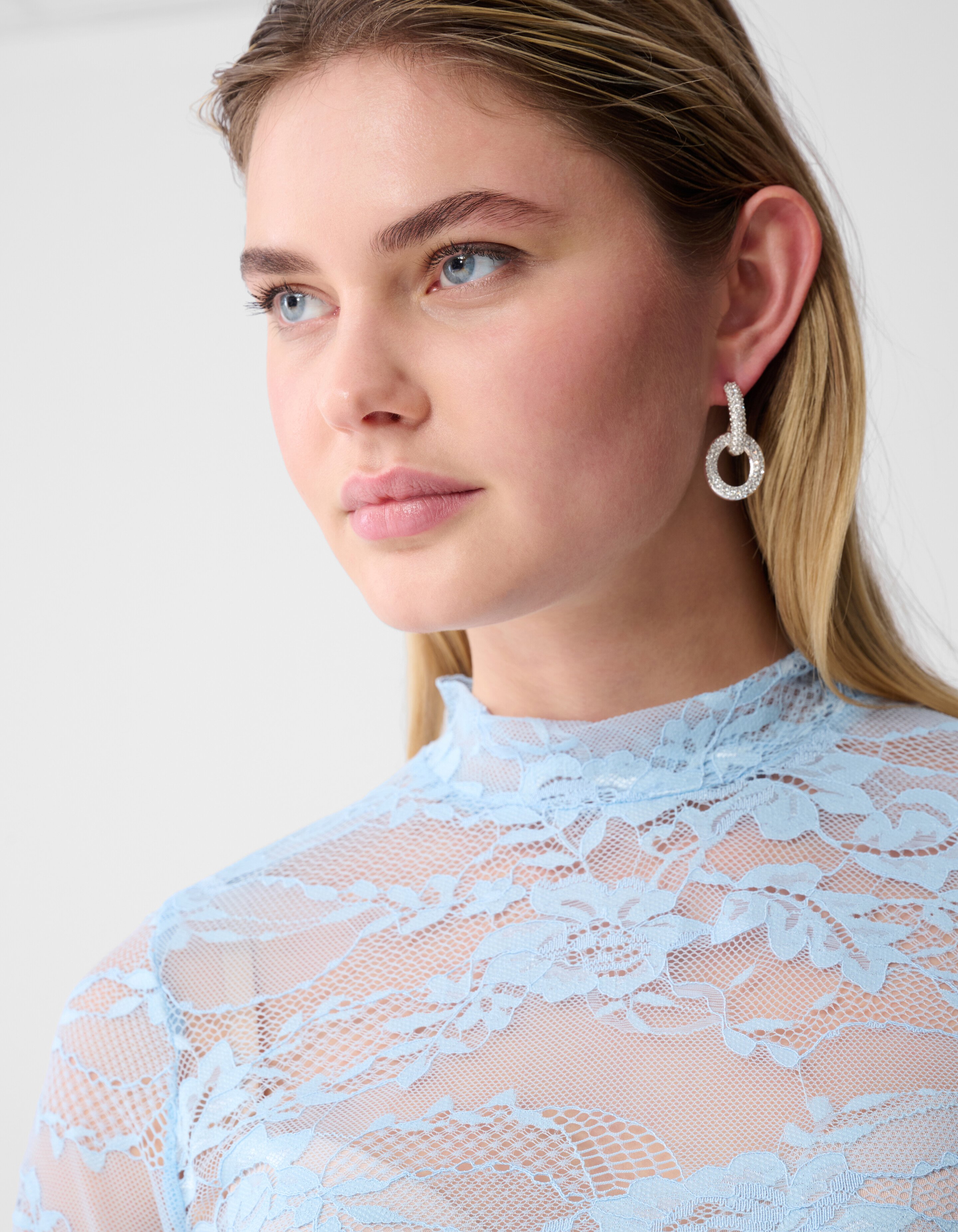 Flower-Spitzen-Top Hellblau SHOEBY WOMEN