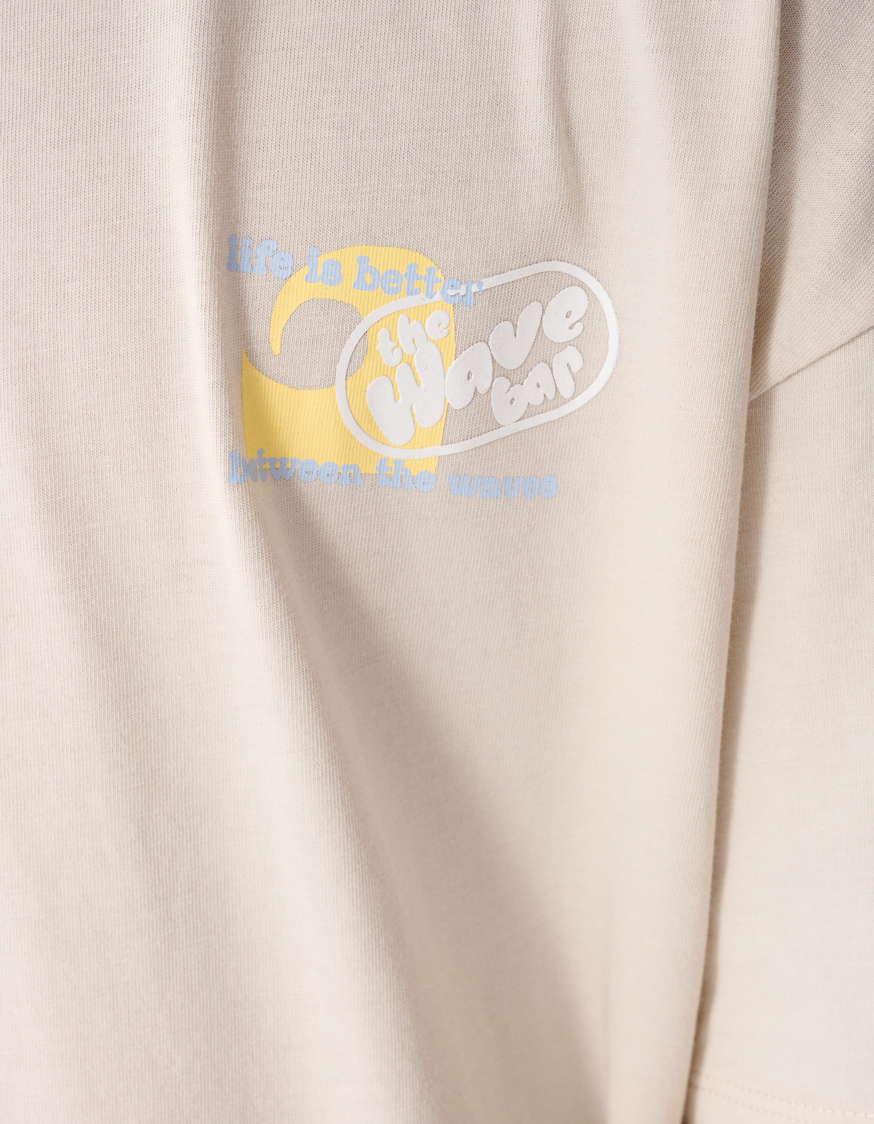 Oversized Waves Artwork T-Shirt Beige SHOEBY BOYS