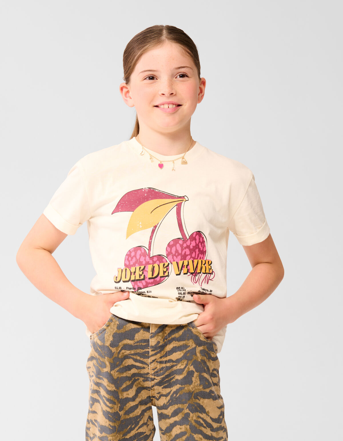 Vivre Artwork T-shirt Off White SHOEBY GIRLS
