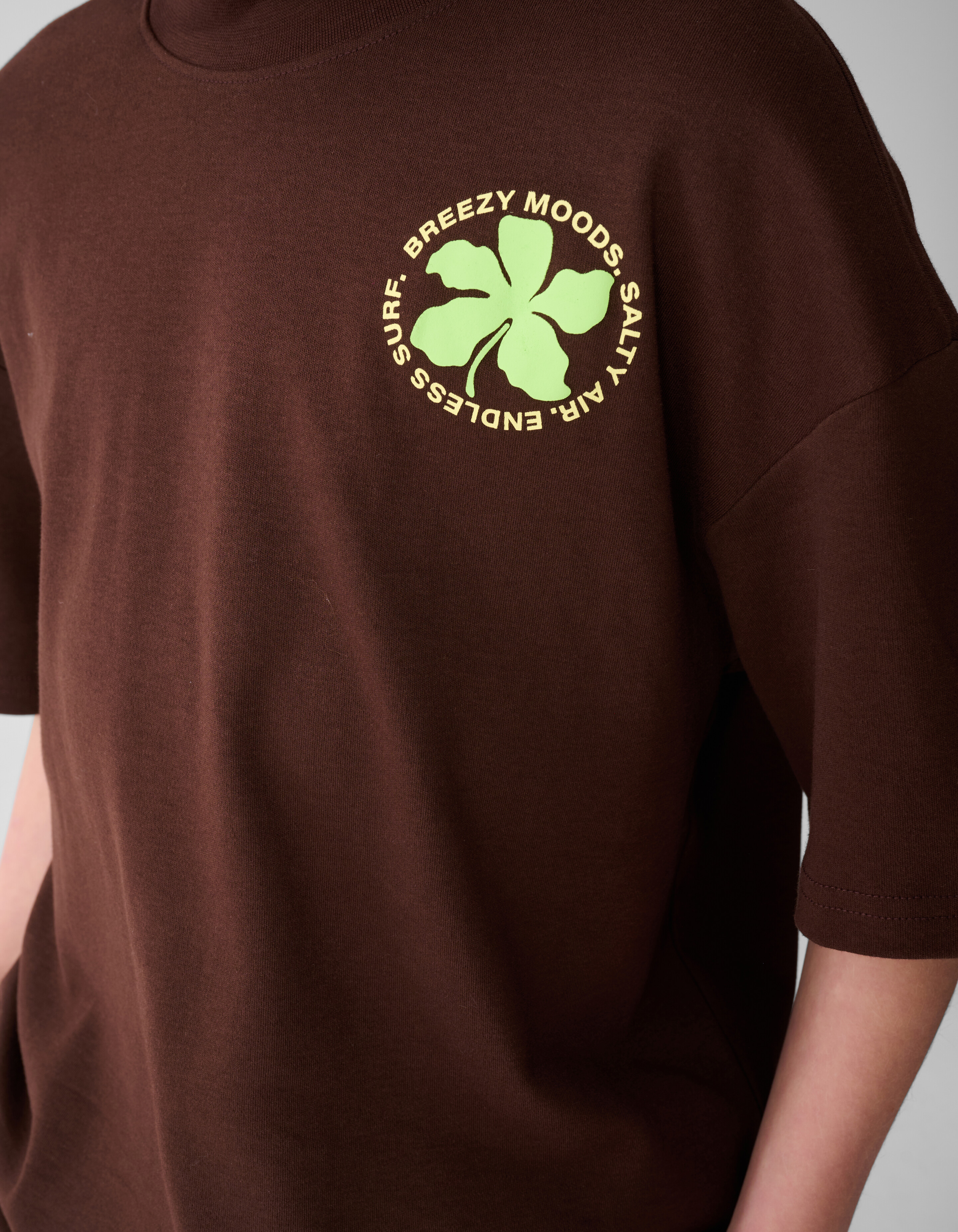 Cooles Kunstwerk T-Shirt Dunkelbraun SHOEBY BOYS