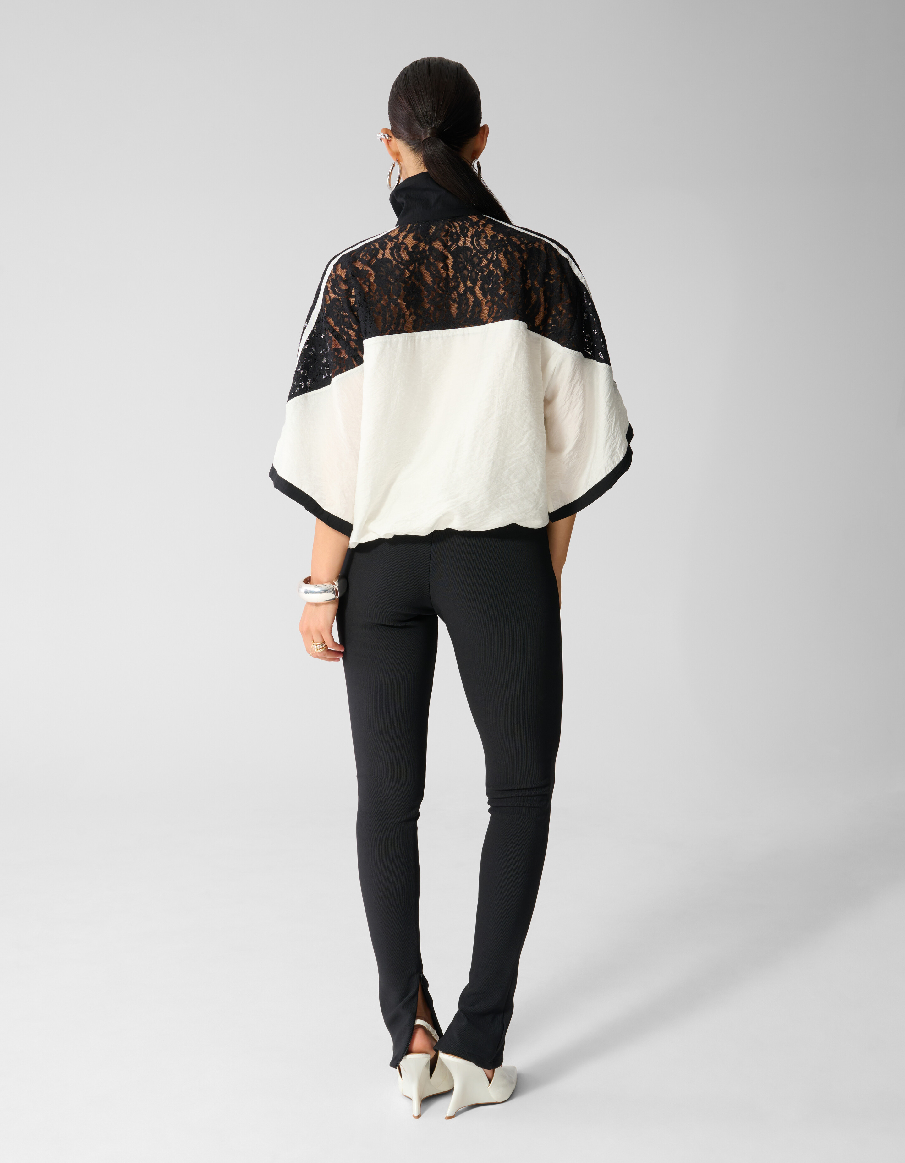 Lace Mix Track-Bluse Schwarz/Cremefarben SHOEBY WOMEN