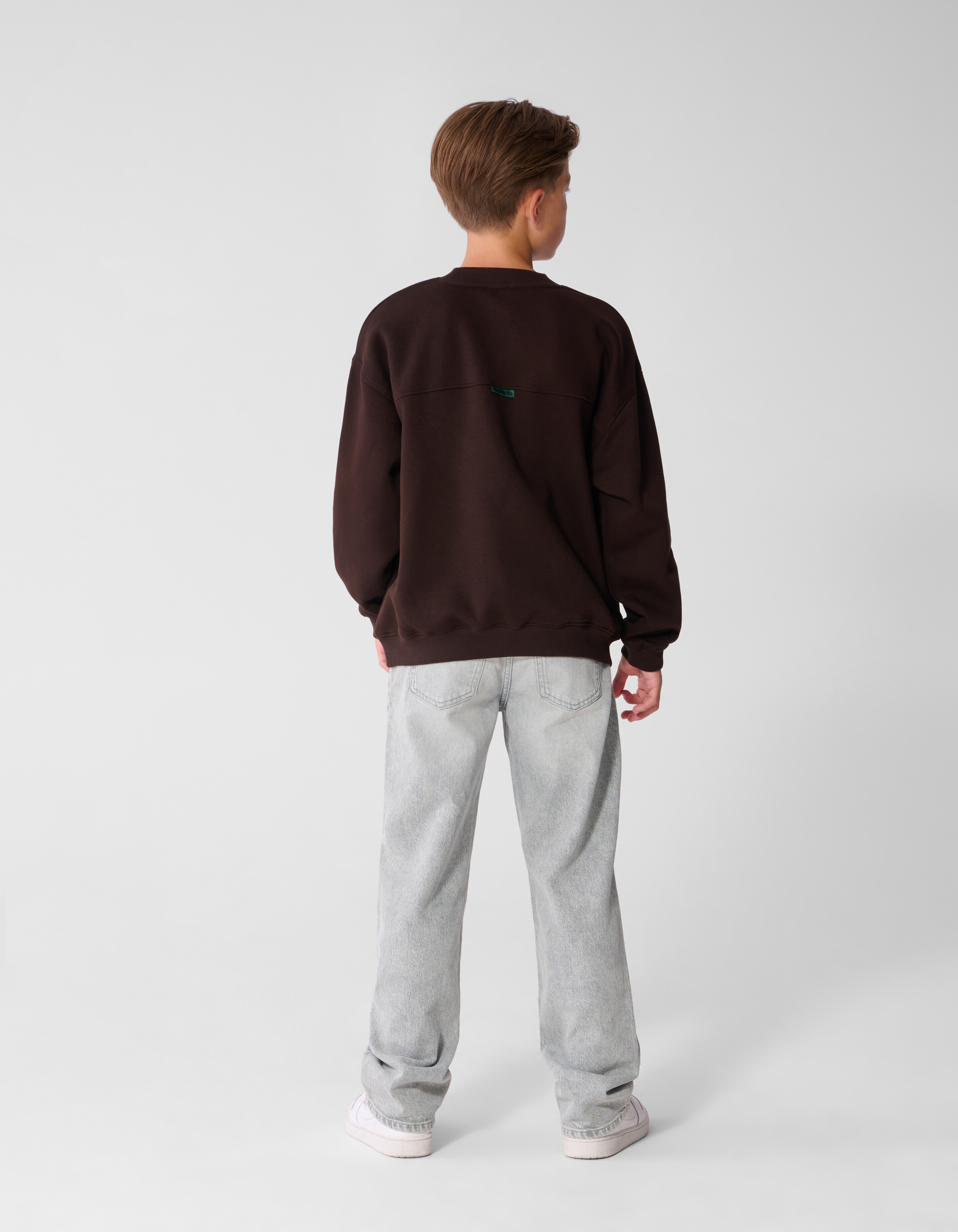 Label Sweater Dunkelbraun SHOEBY BOYS