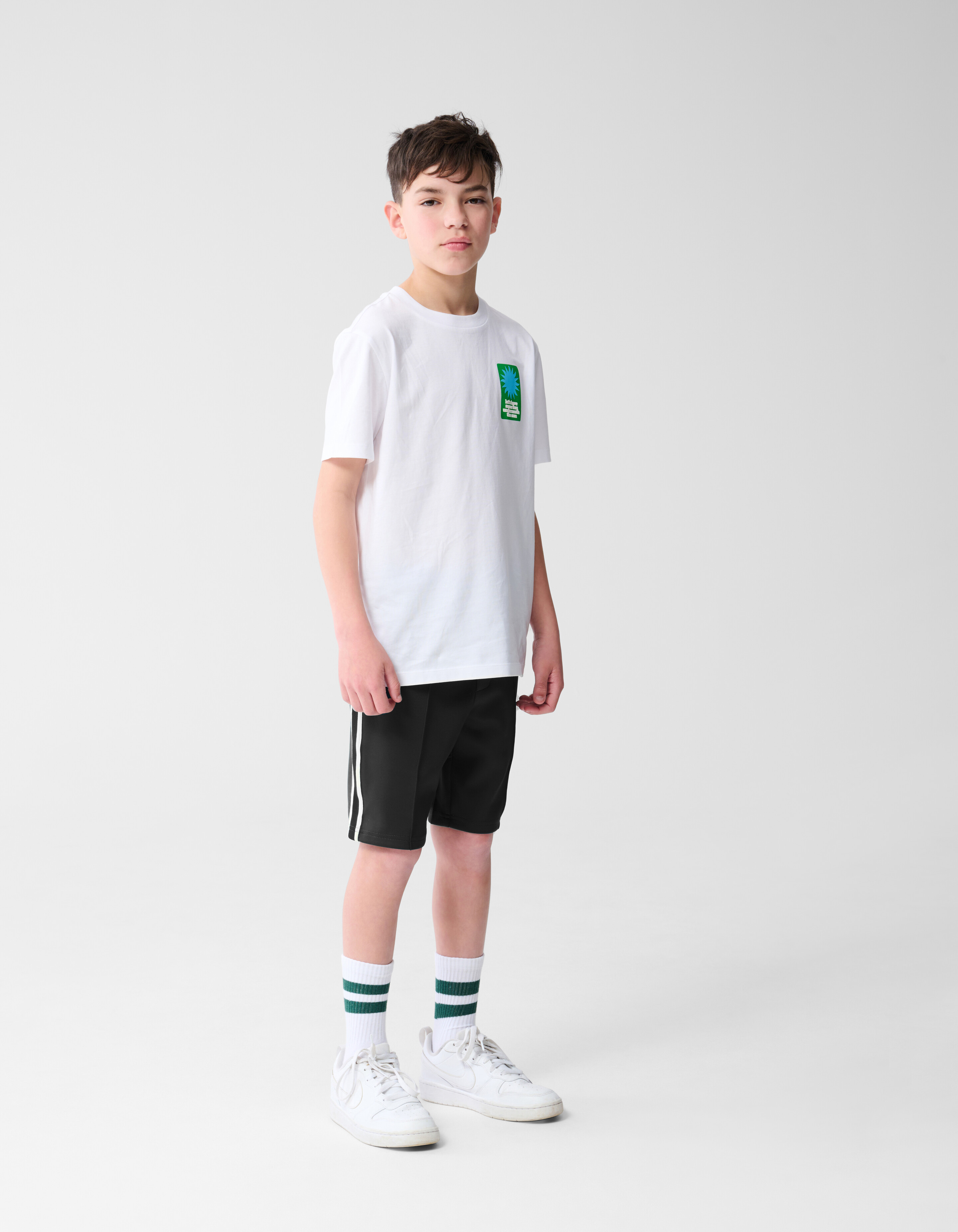 Sportliche Streifenshorts Schwarz SHOEBY BOYS